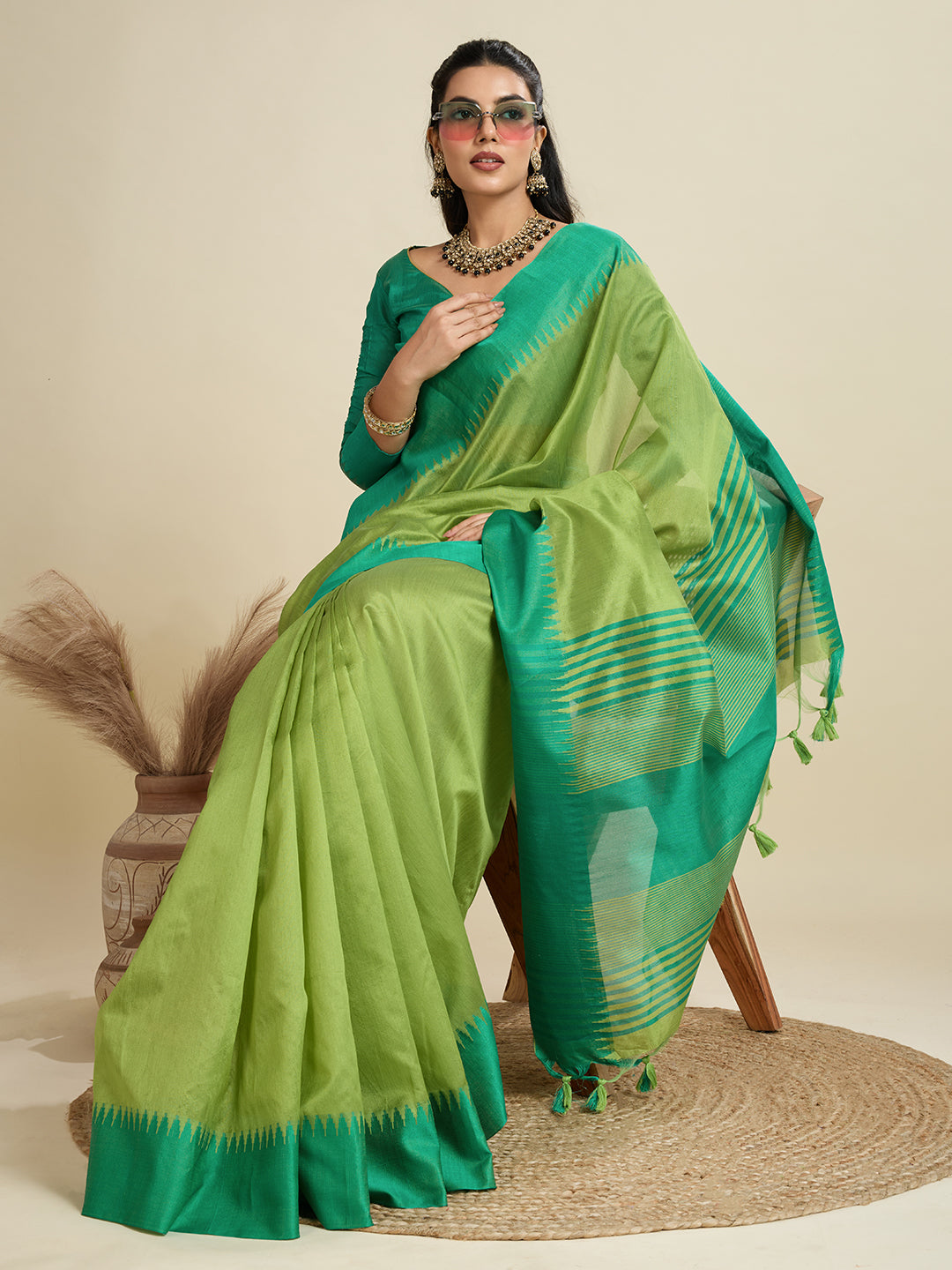 Moss Green Soft Raw Silk Saree With Contrast Border