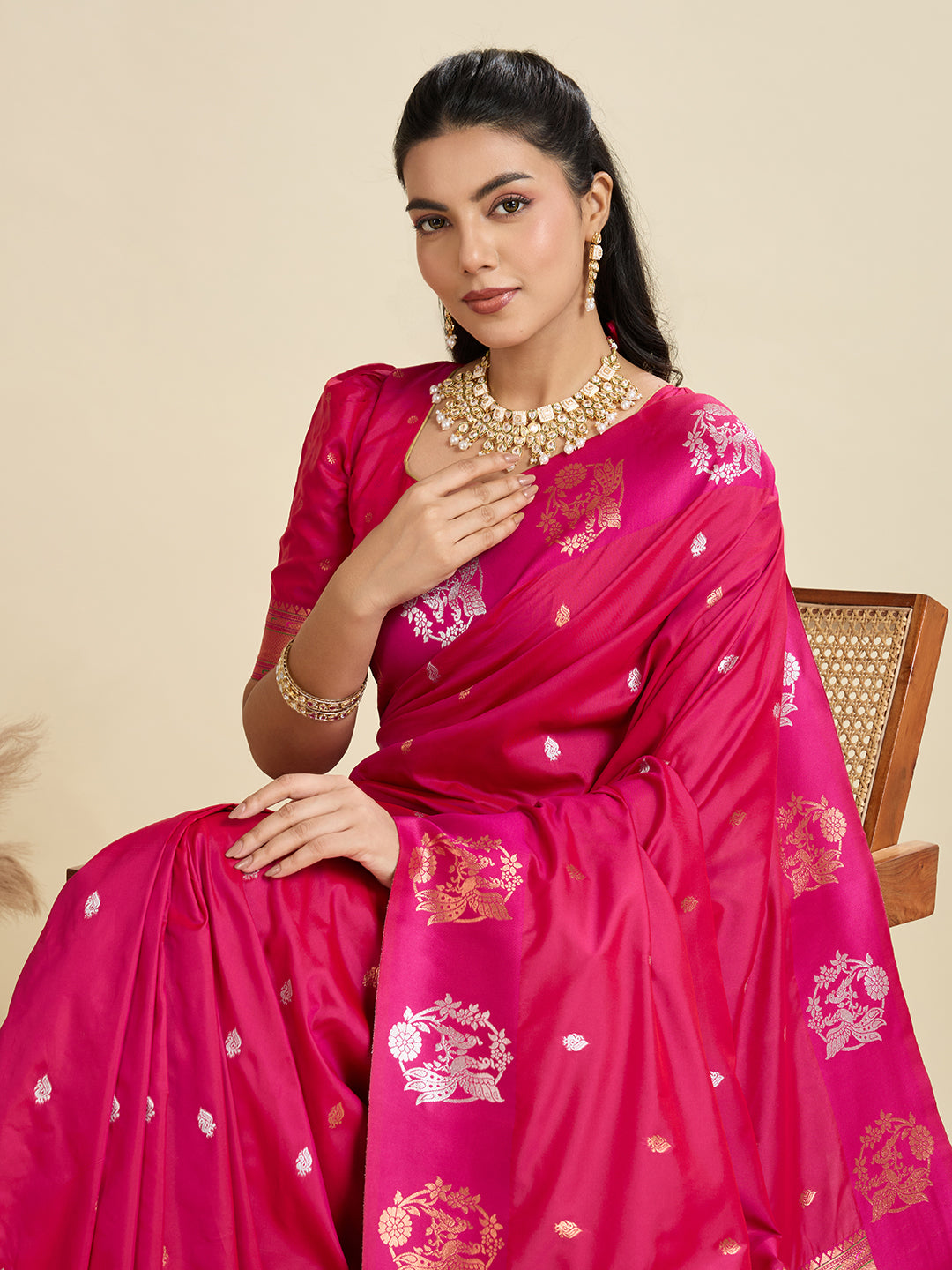 Skinny Dark Pink Paithani Silk Saree With Ethnic Blouse Piece