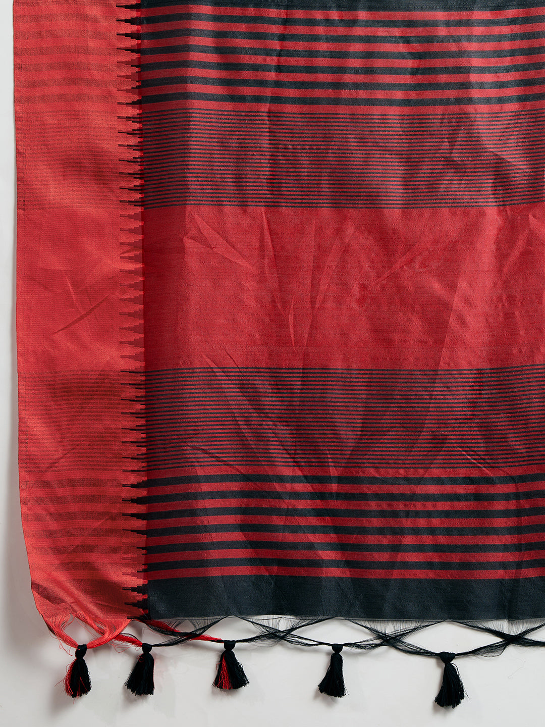 Matte Black Soft Raw Silk Saree With Contrast Border