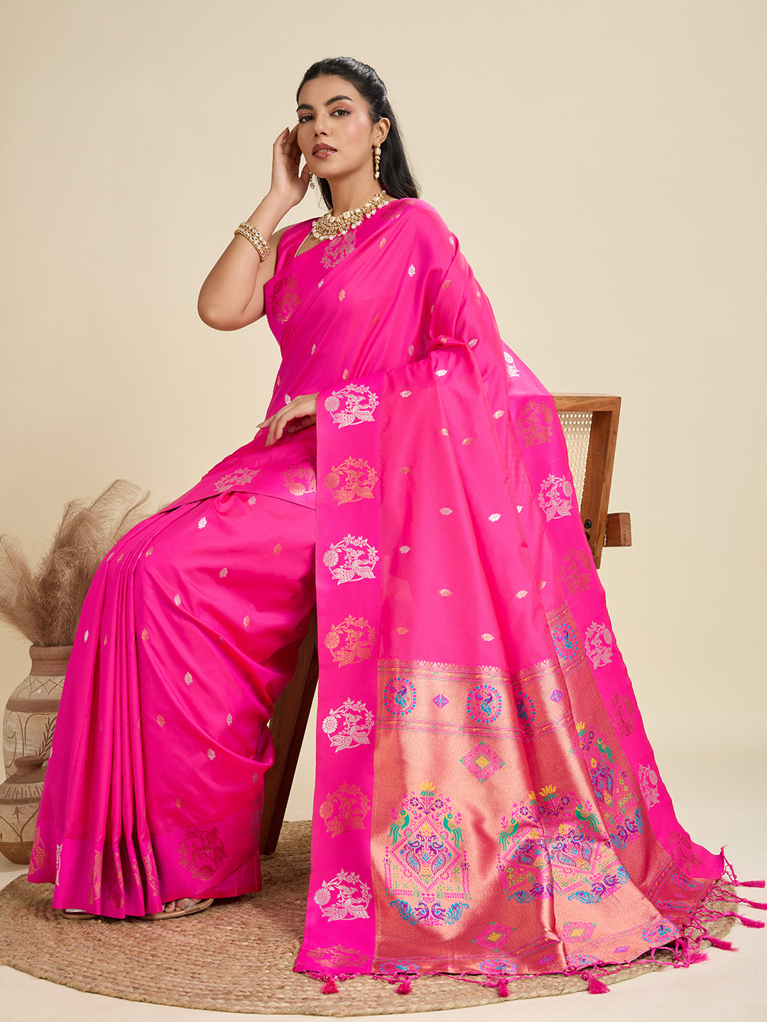 Magenta Pink Paithani Silk Saree With Ethnic Blouse Piece