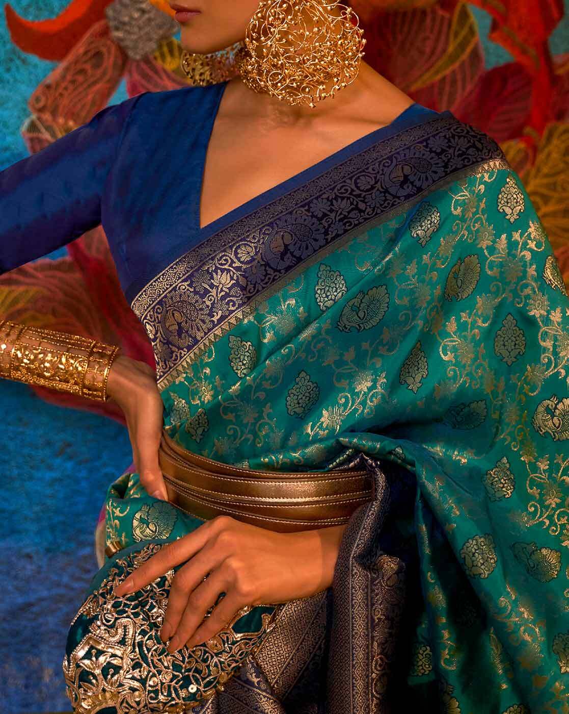 Preferable Rama Kanjivaram Silk Saree With Traditional Blouse Piece