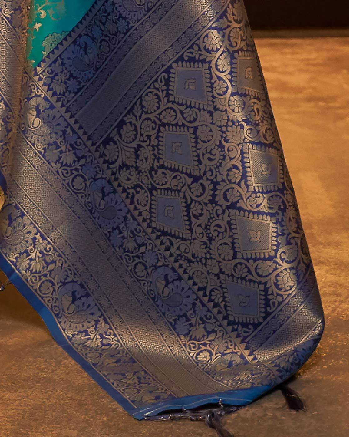 Preferable Rama Kanjivaram Silk Saree With Traditional Blouse Piece