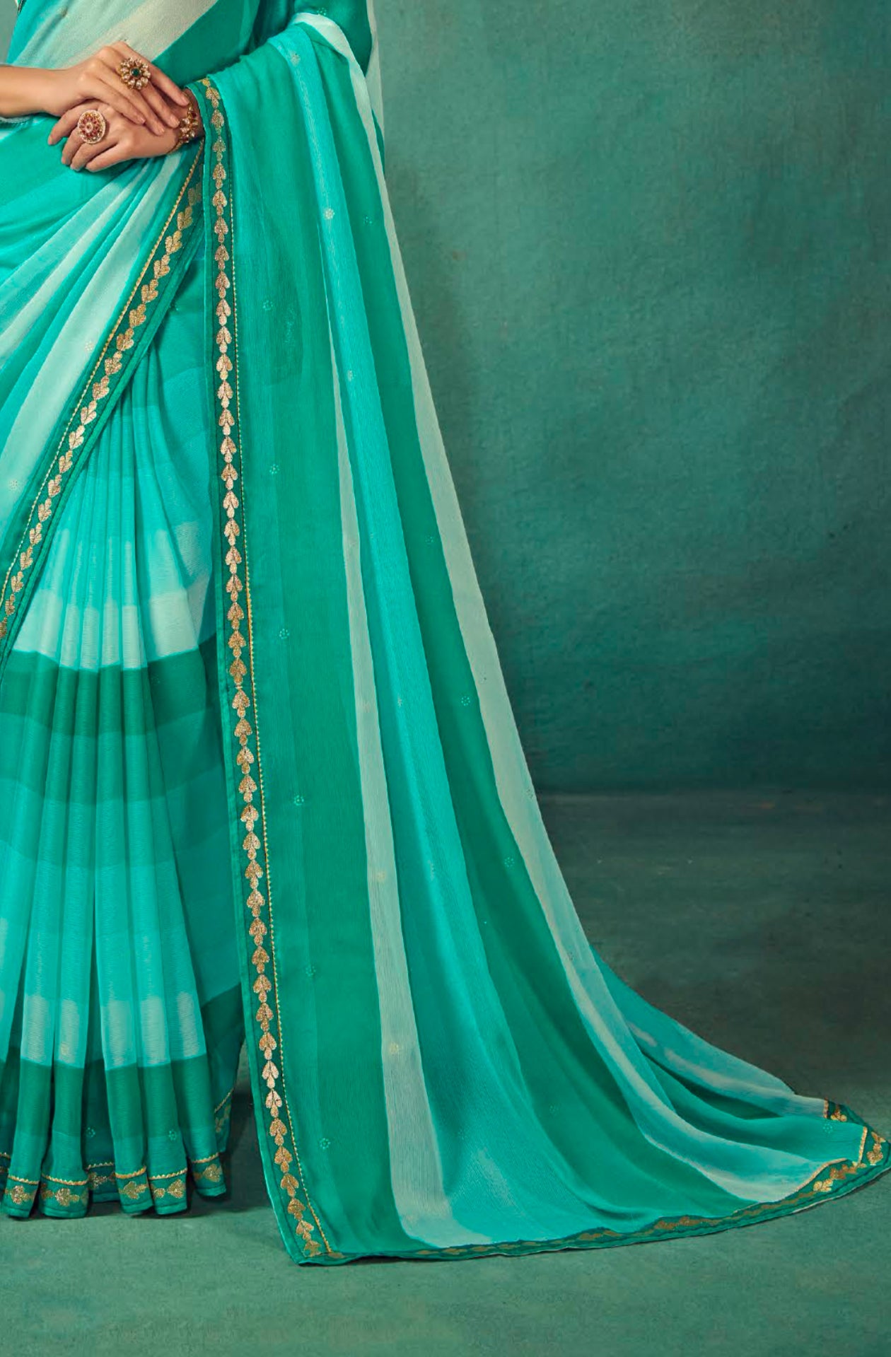 Elf Green Shaded Leriya Saree With Weaving Blouse