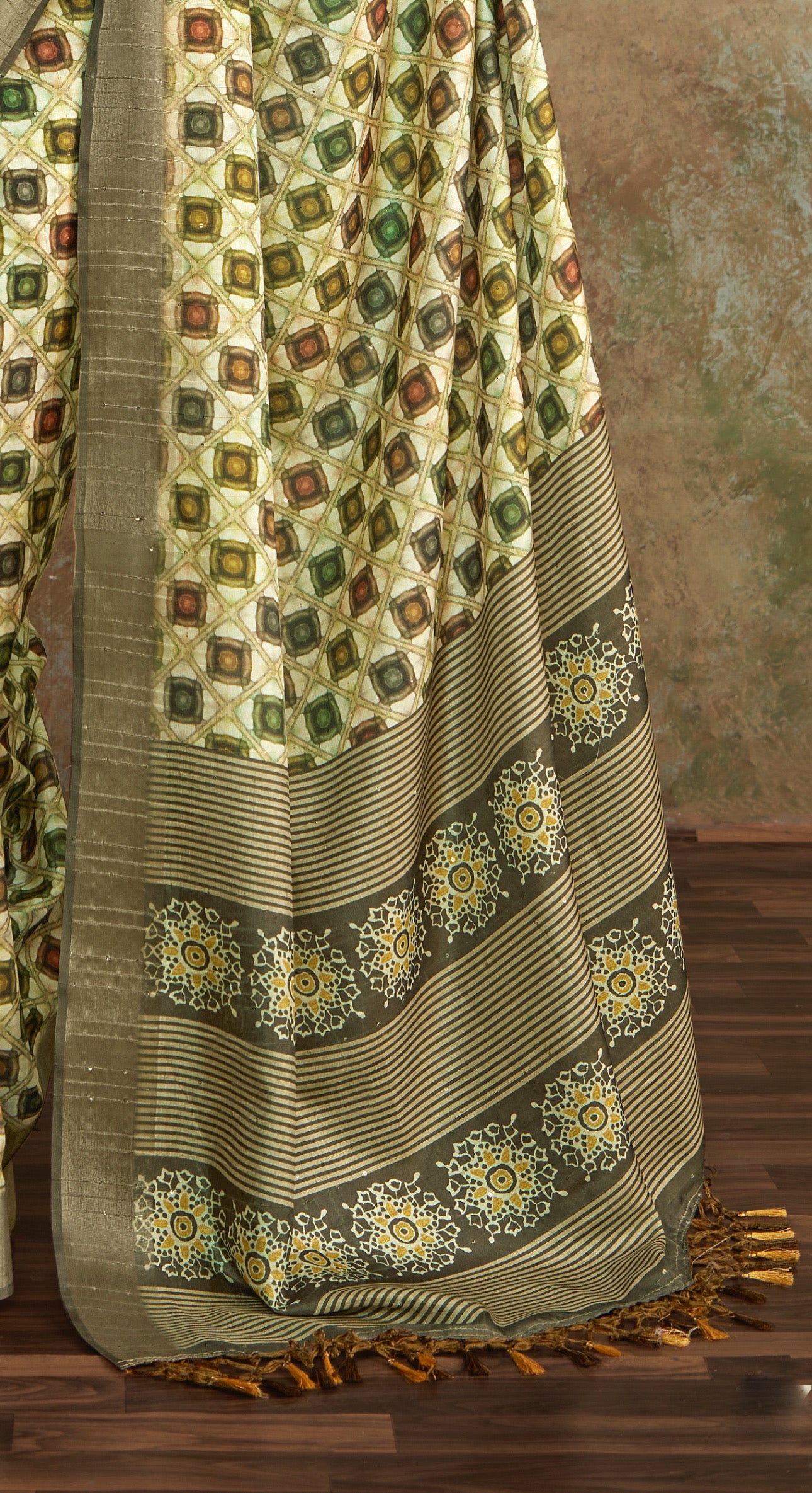 Raw Green Banarasi Lining Digital Printed Saree RP7