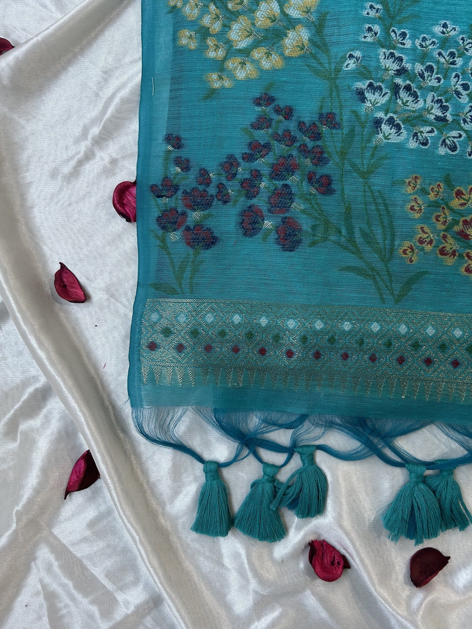 Water Blue Handloom Cotton Soft Silk Saree With Blouse