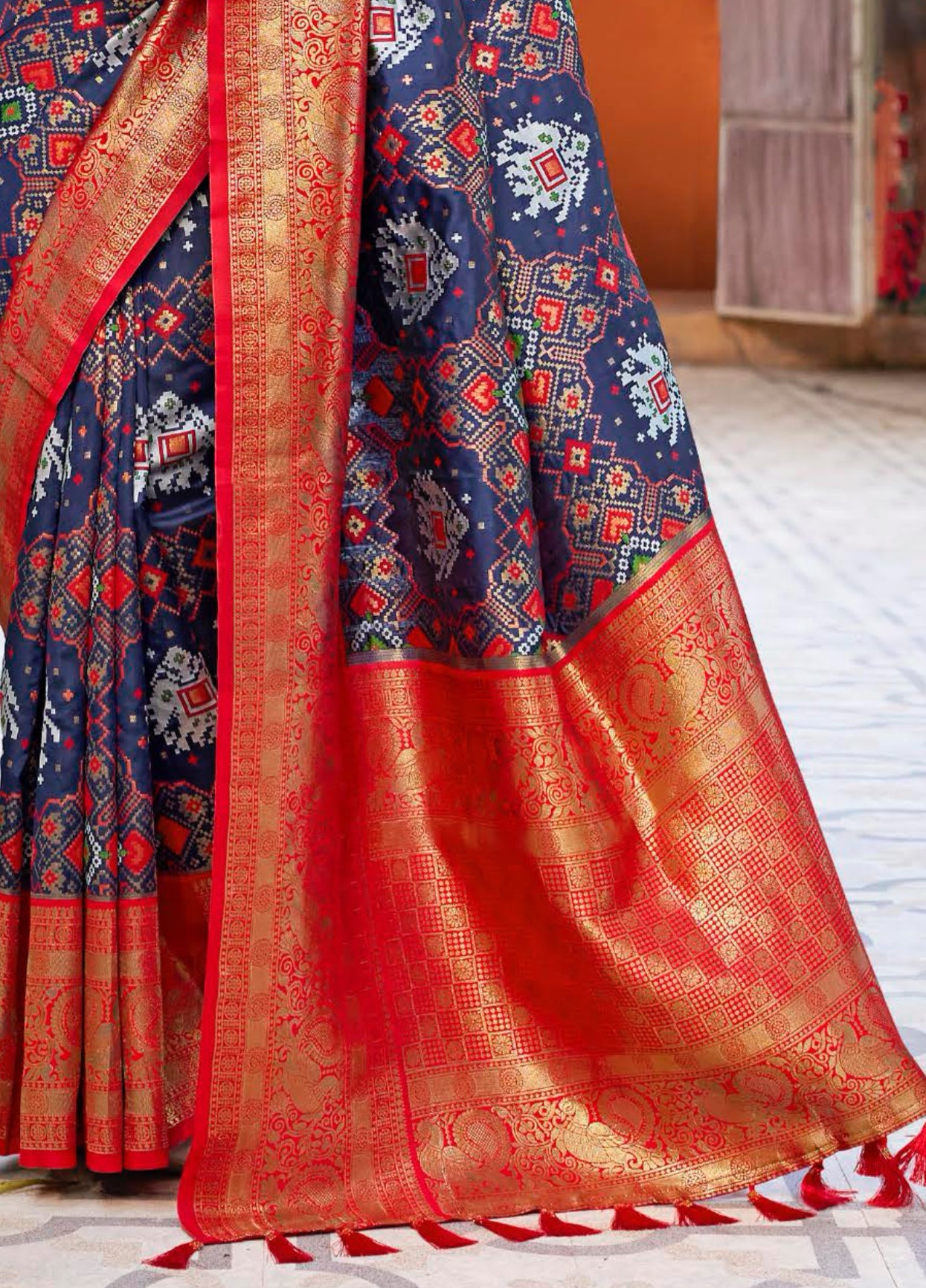 Morpich Blue Patan Patola Weaving Saree SG1