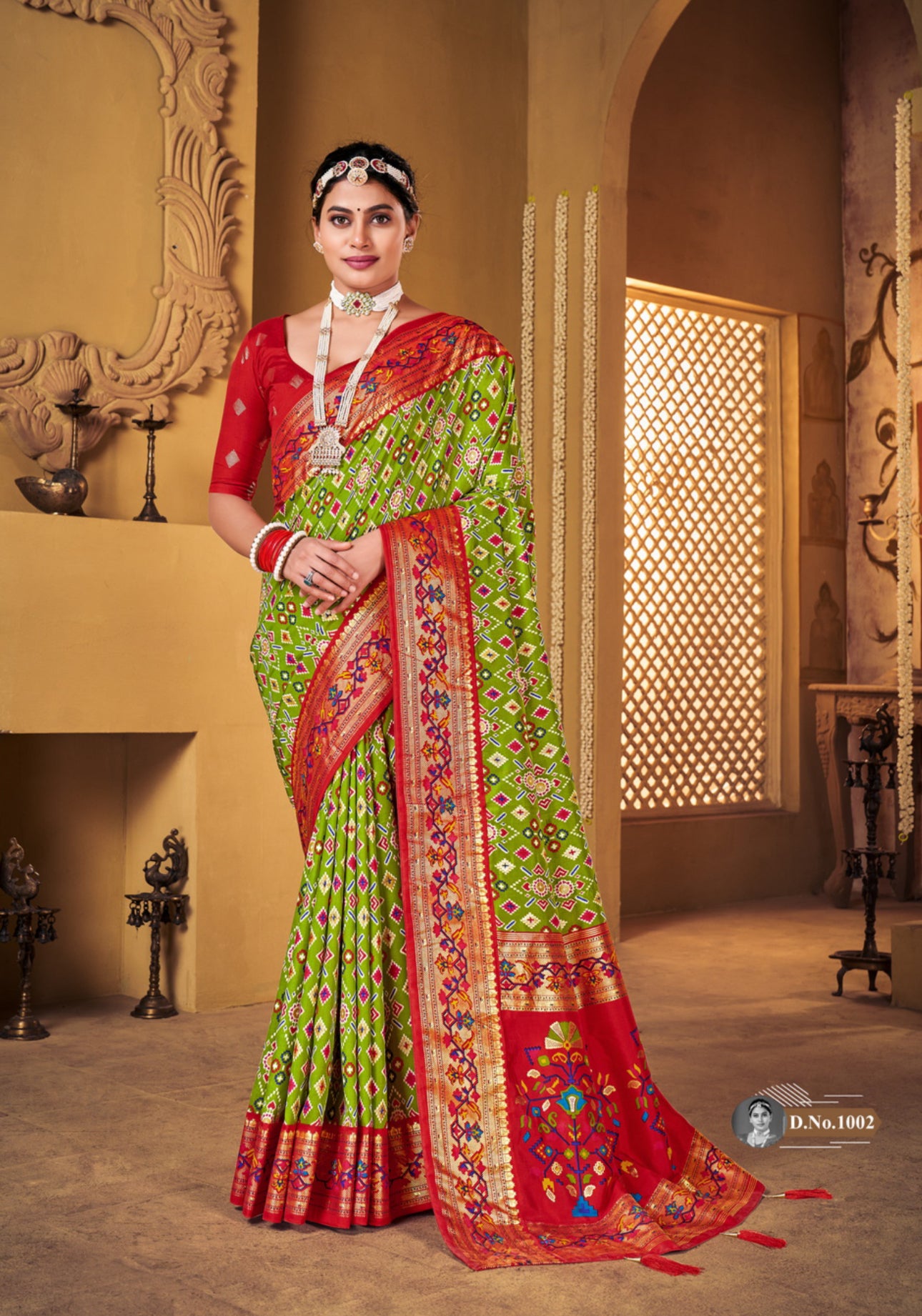 Parrot Soft Dola Silk Paithani Patola Saree SBS5