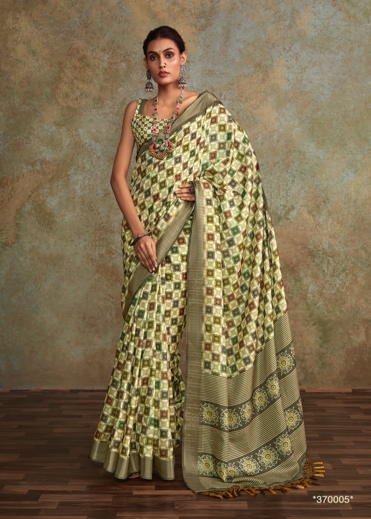 Raw Green Banarasi Lining Digital Printed Saree RP7