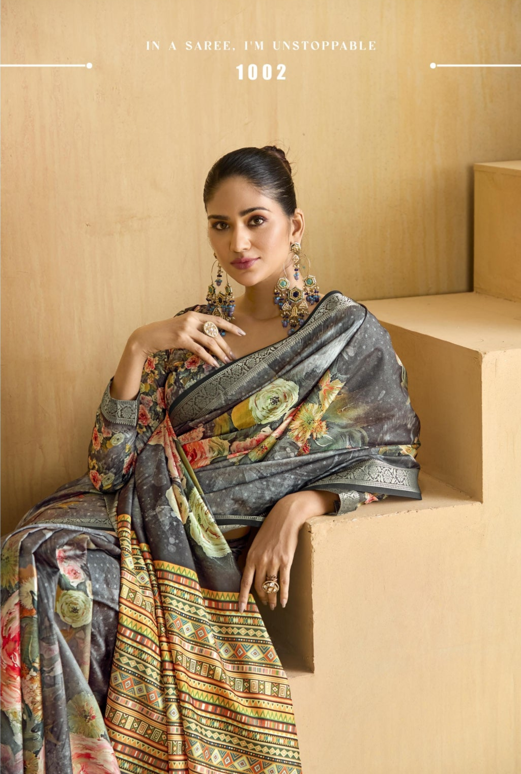 Grey Flower Soft Silk Weaving Border Saree