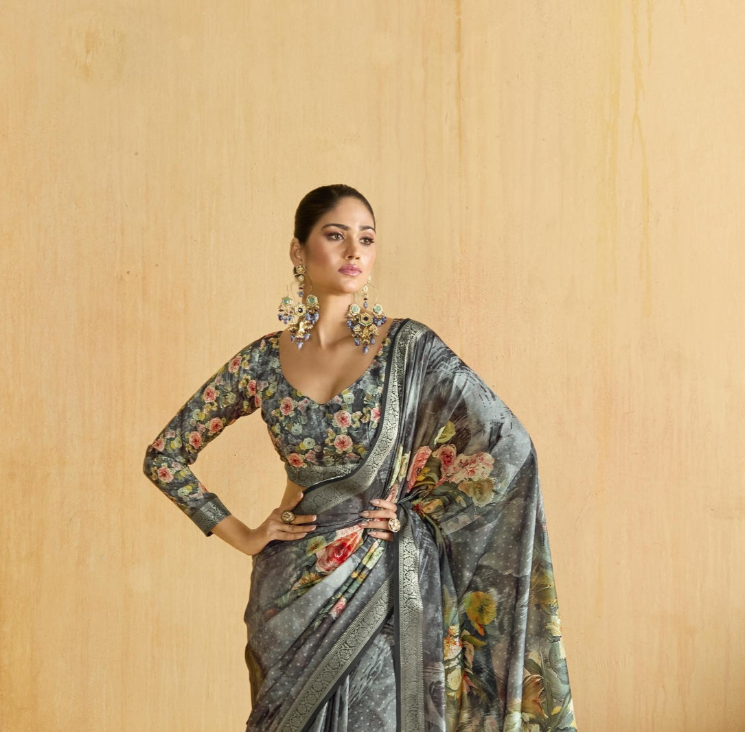 Grey Flower Soft Silk Weaving Border Saree