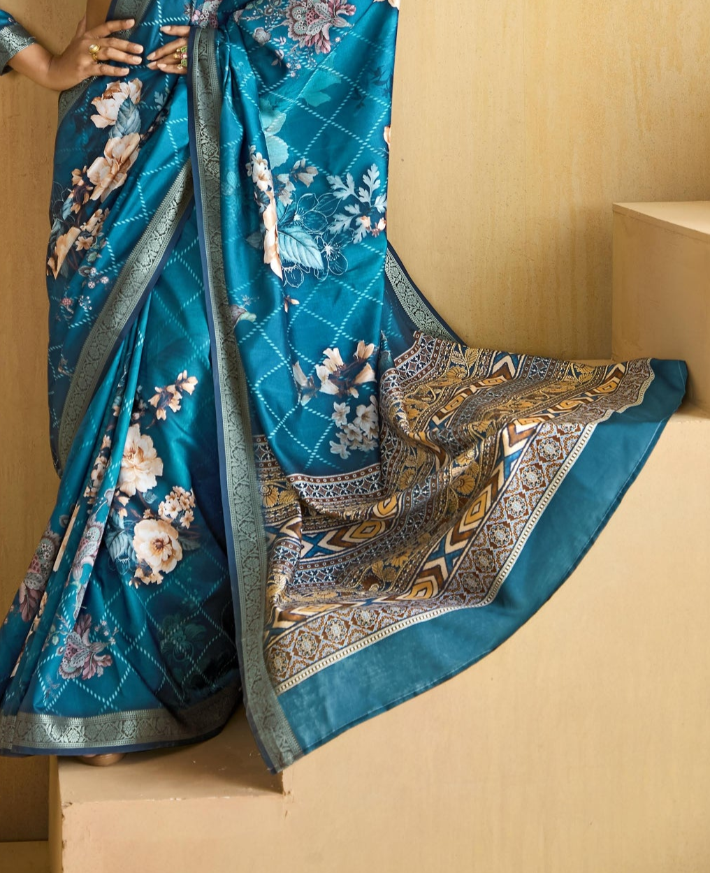 Blue Flower Soft Silk Weaving Border Saree