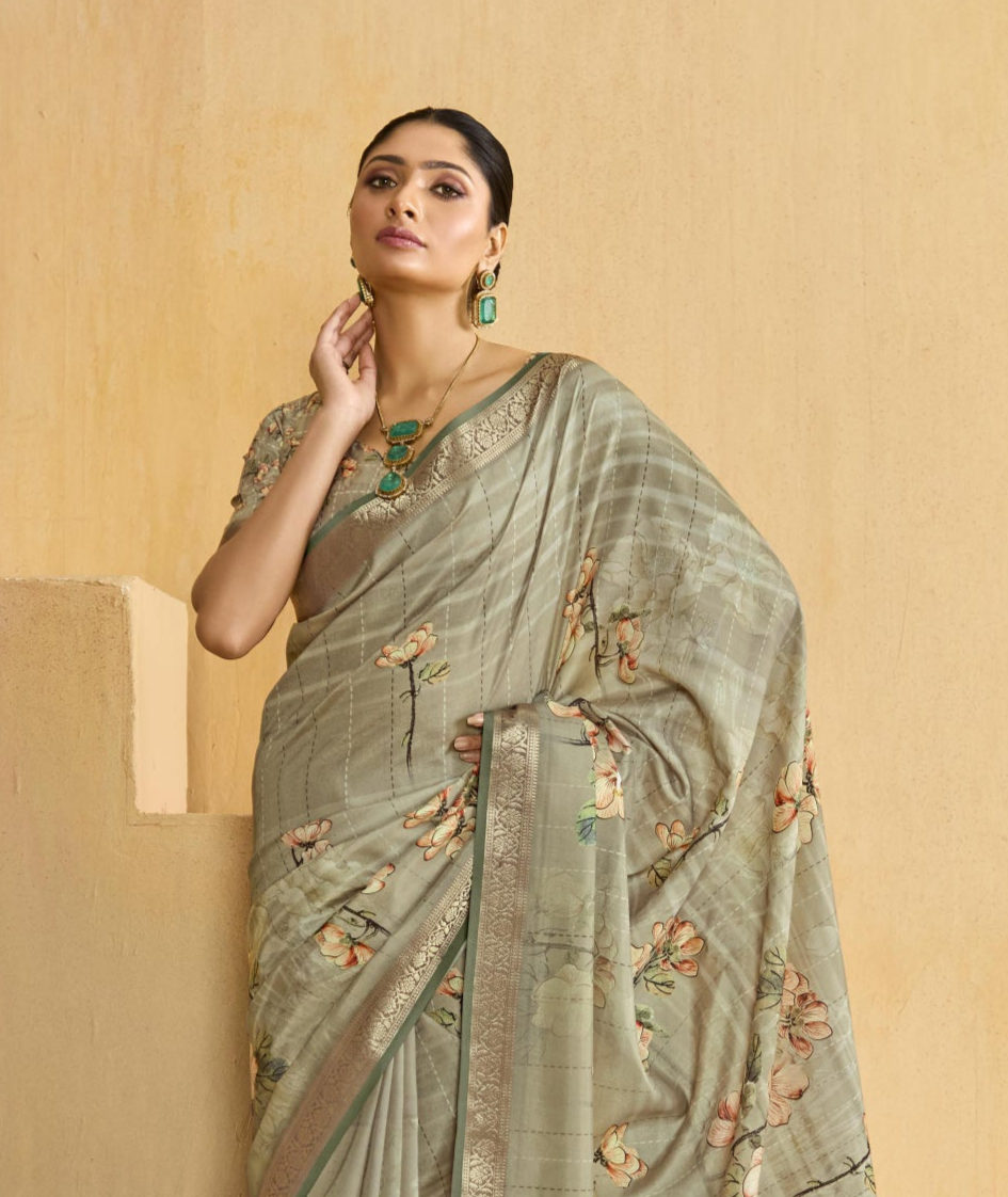 Light Grey Flower Soft Silk Weaving Border Saree