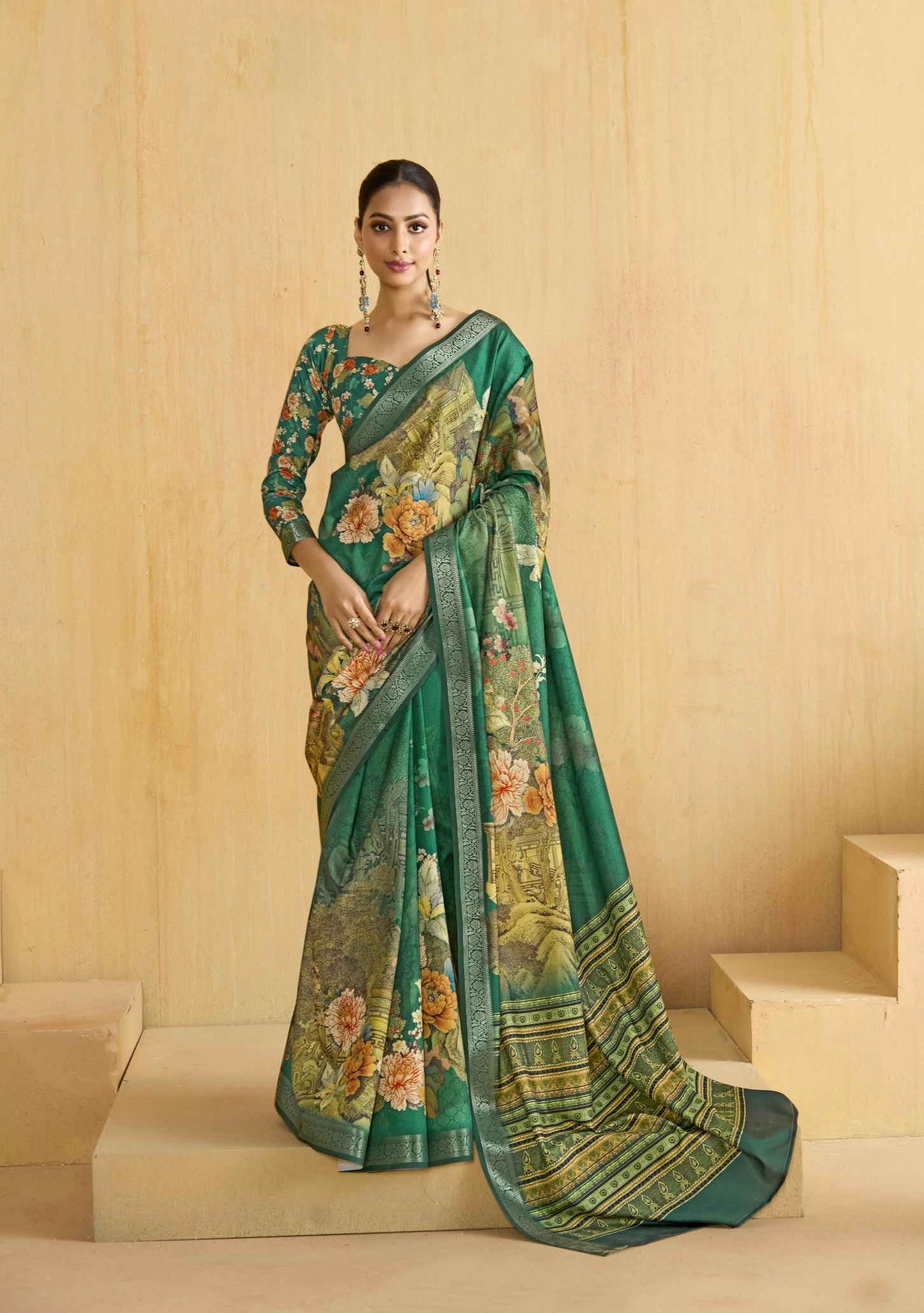 Dark Spring Green Flower Soft Silk Weaving Border Saree