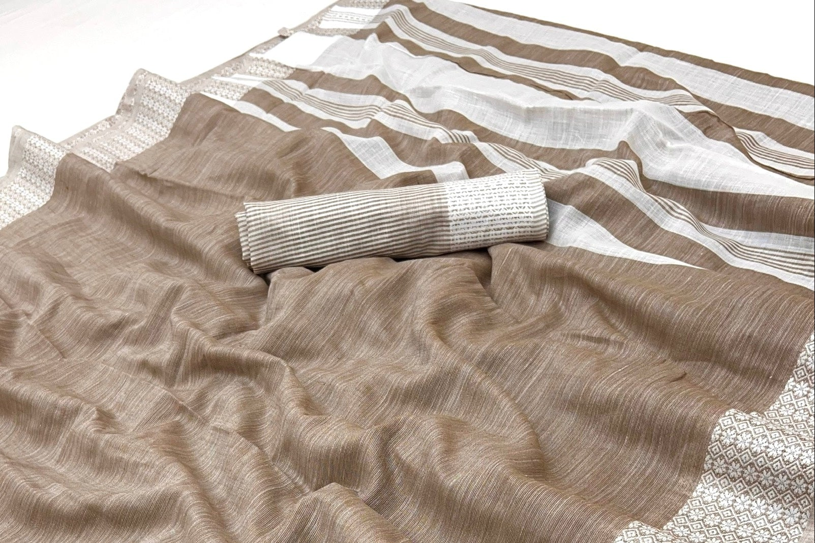 Rodeo Dust Cream Pure Handloom Woven Linen Soft Saree