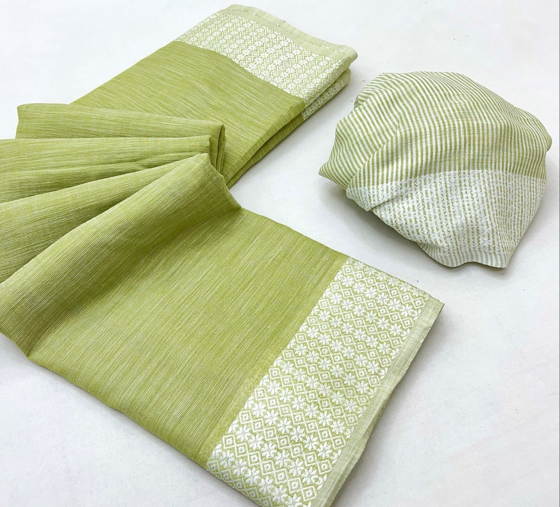 Pista Pure Handloom Woven Linen Soft Saree