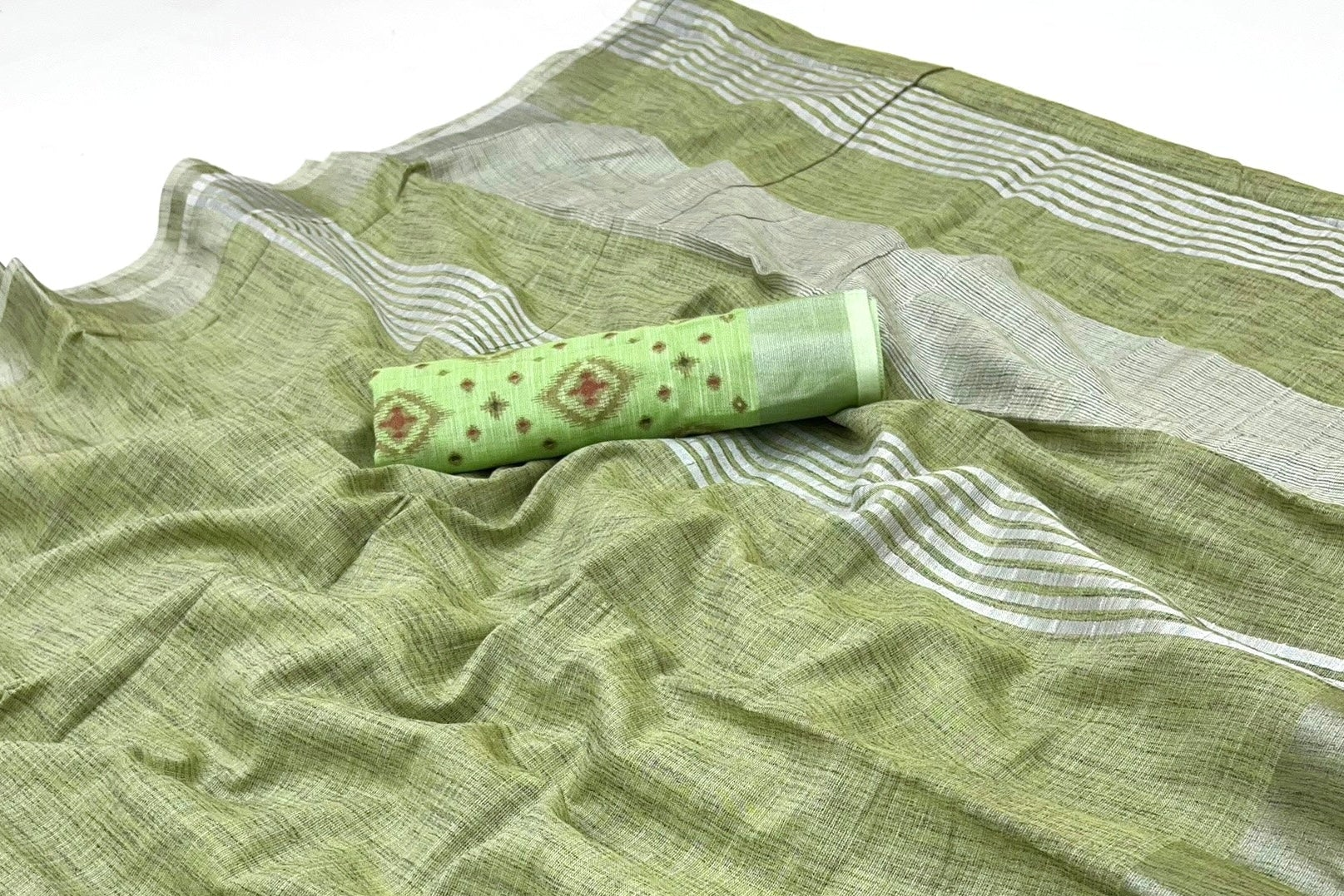 Artichoke Green Pure Handloom Woven Linen Soft Saree