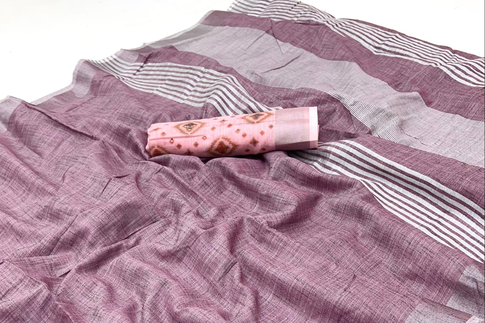 Perfume Lavender Pure Handloom Woven Linen Soft Saree