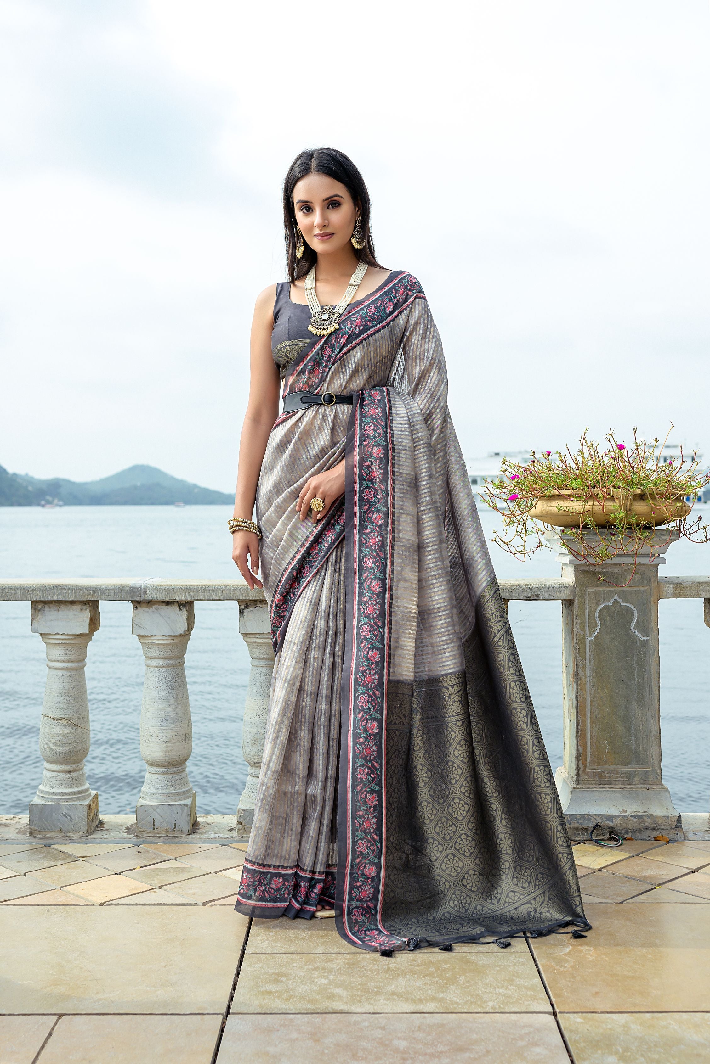Glaucous Grey Soft Raw Silk Saree With Flower Printed Contrast Border
