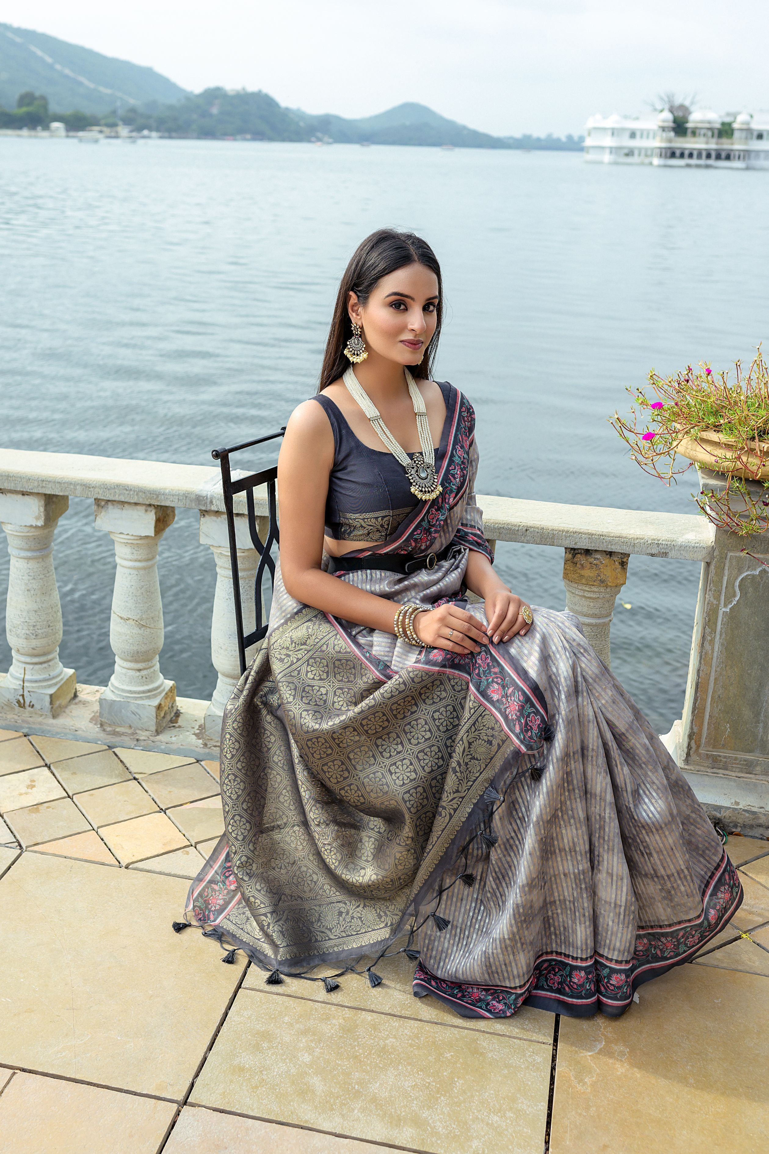 Glaucous Grey Soft Raw Silk Saree With Flower Printed Contrast Border