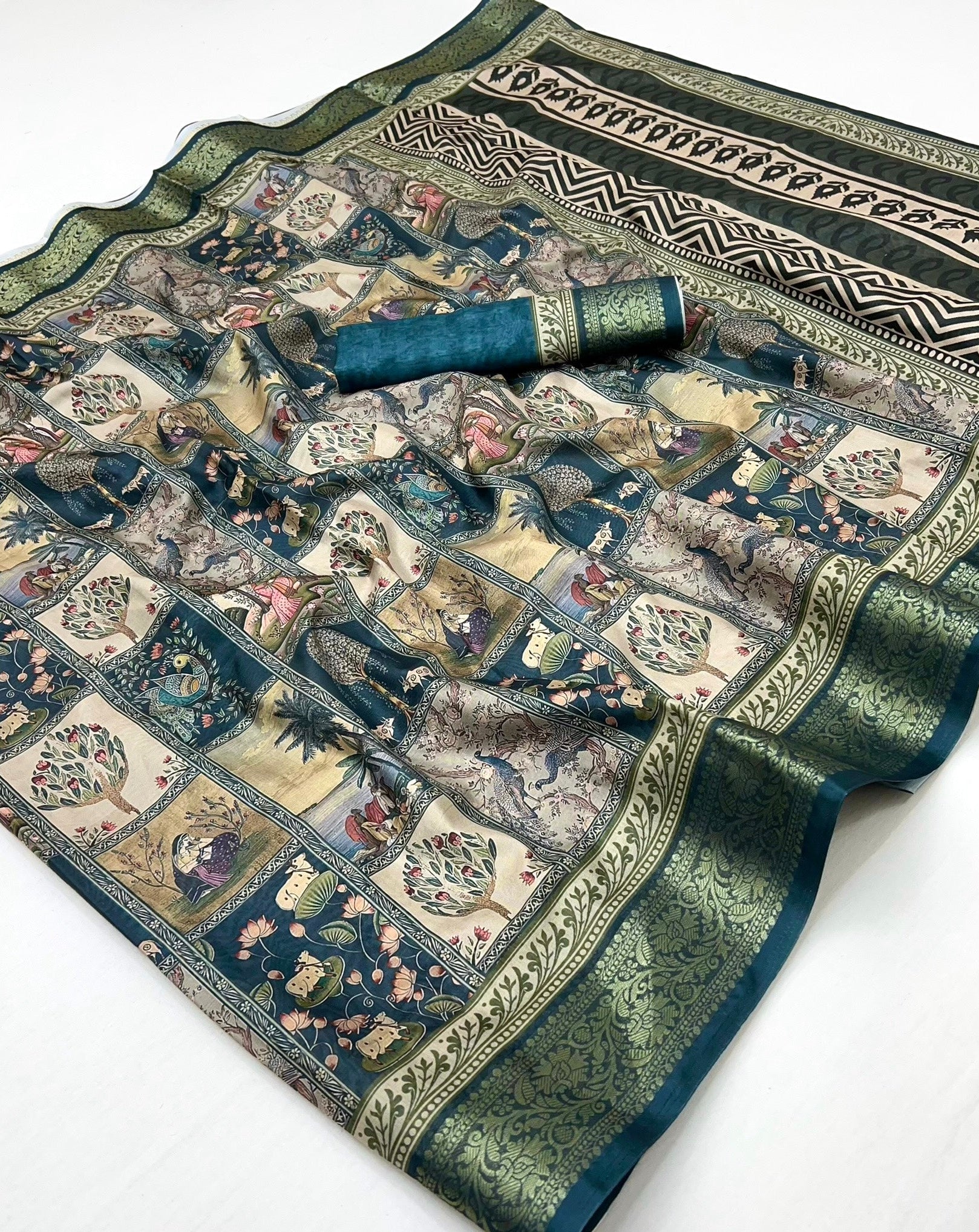 Morpich Soft Dola Silk Saree With Blouse