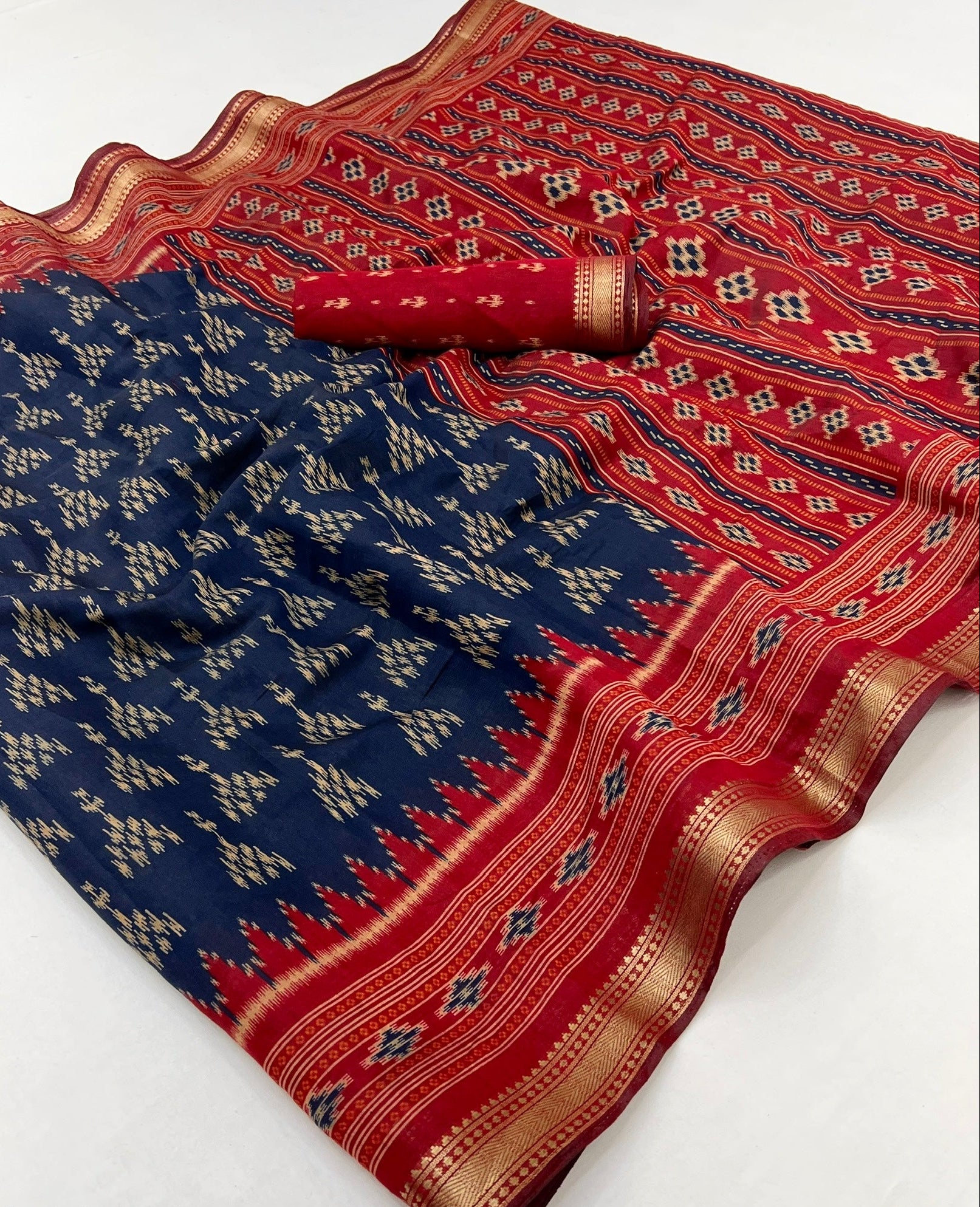 Luxuriant Blue Mul Mul cotten Soft Silk saree With Blouse Piece