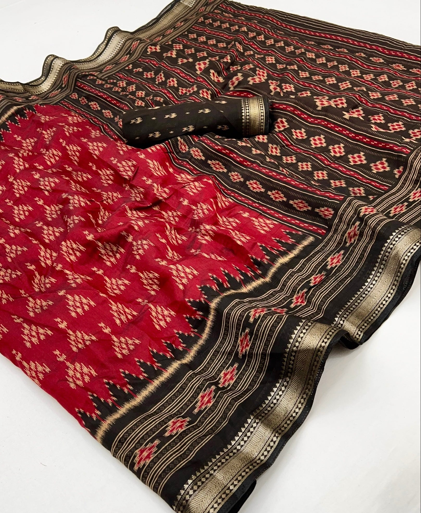 Staggering Maroon Mul Mul cotten Soft Silk saree With Blouse Piece