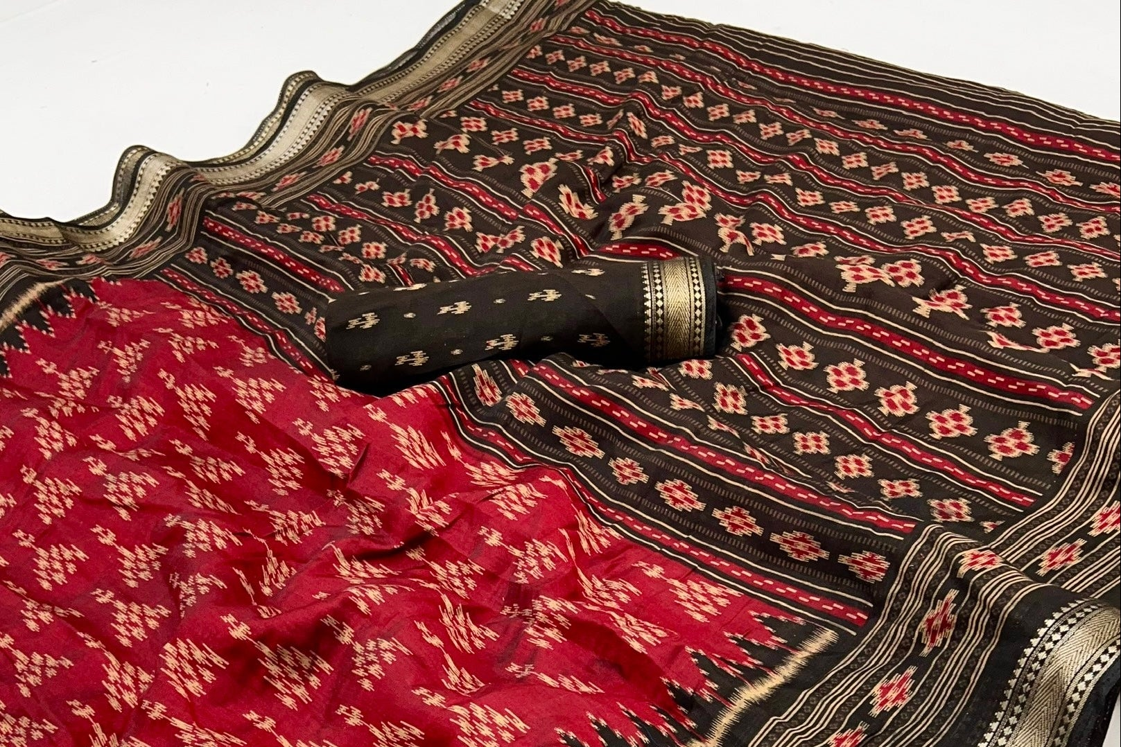 Staggering Maroon Mul Mul cotten Soft Silk saree With Blouse Piece