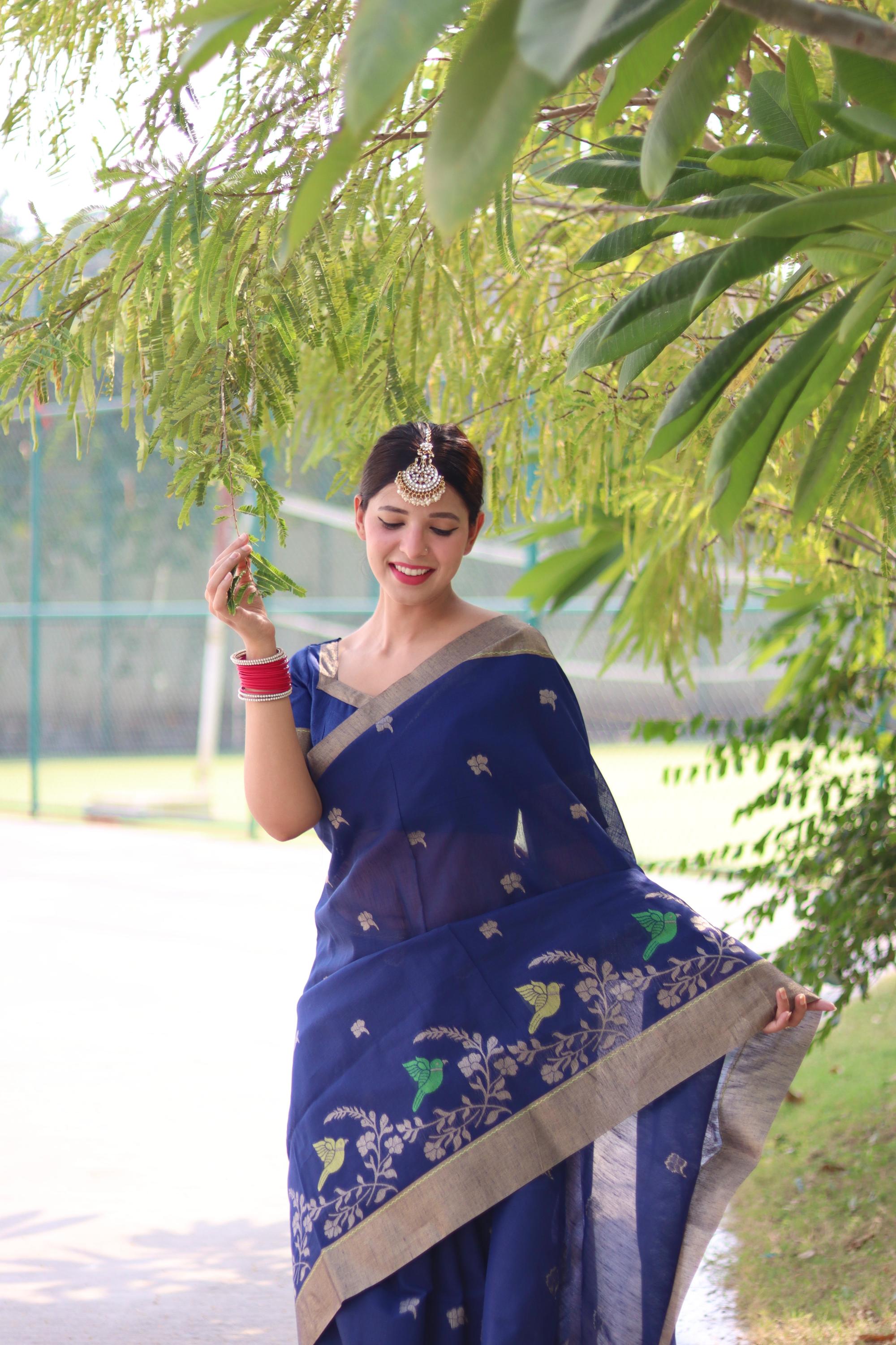 Vivacious Blue Linen Silk Saree With Hypnotic Blouse Piece