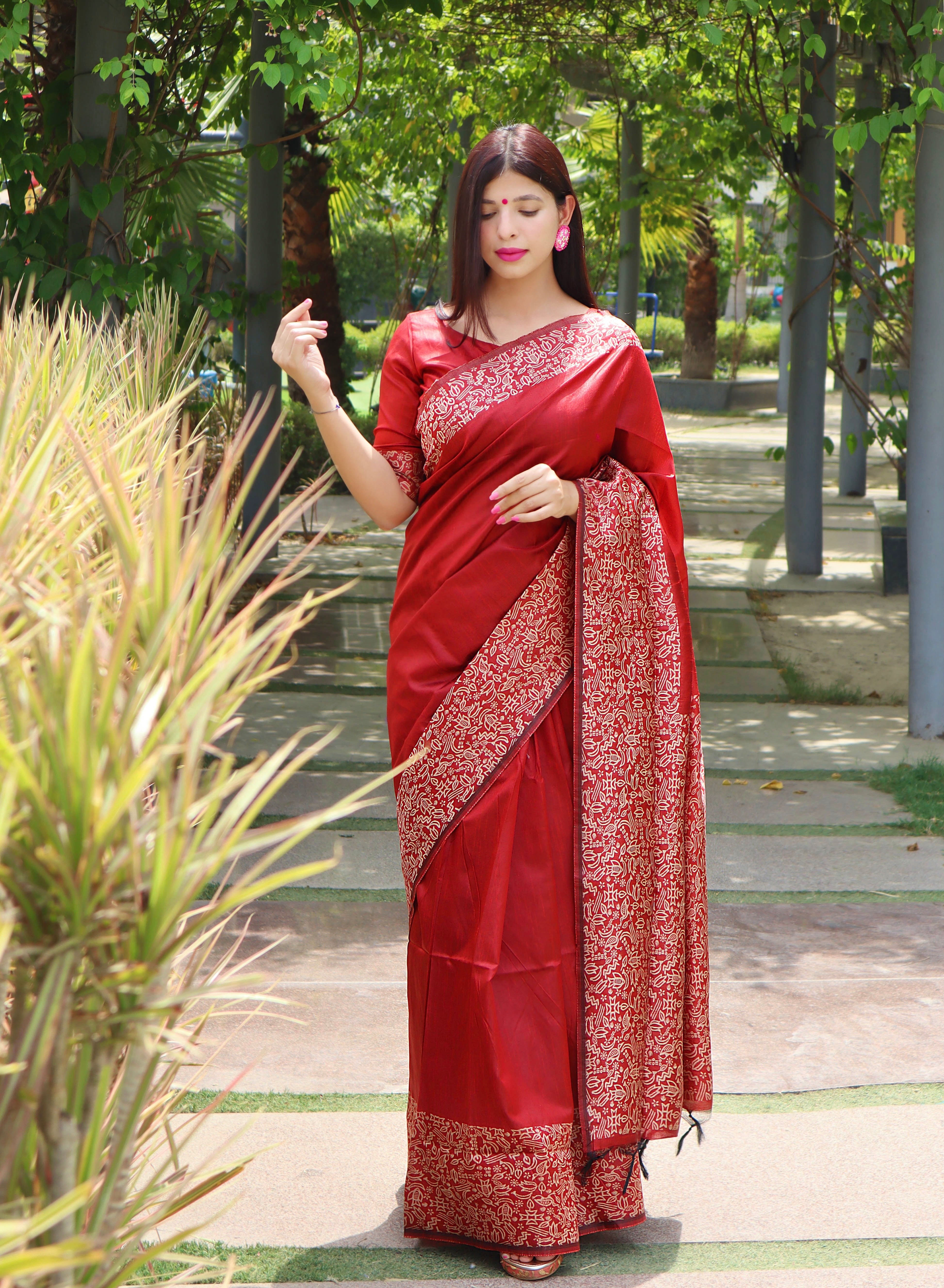 Rust Red Banglori Handloom Raw Silk Saree With Rich Pallu And Running Blouse Piece