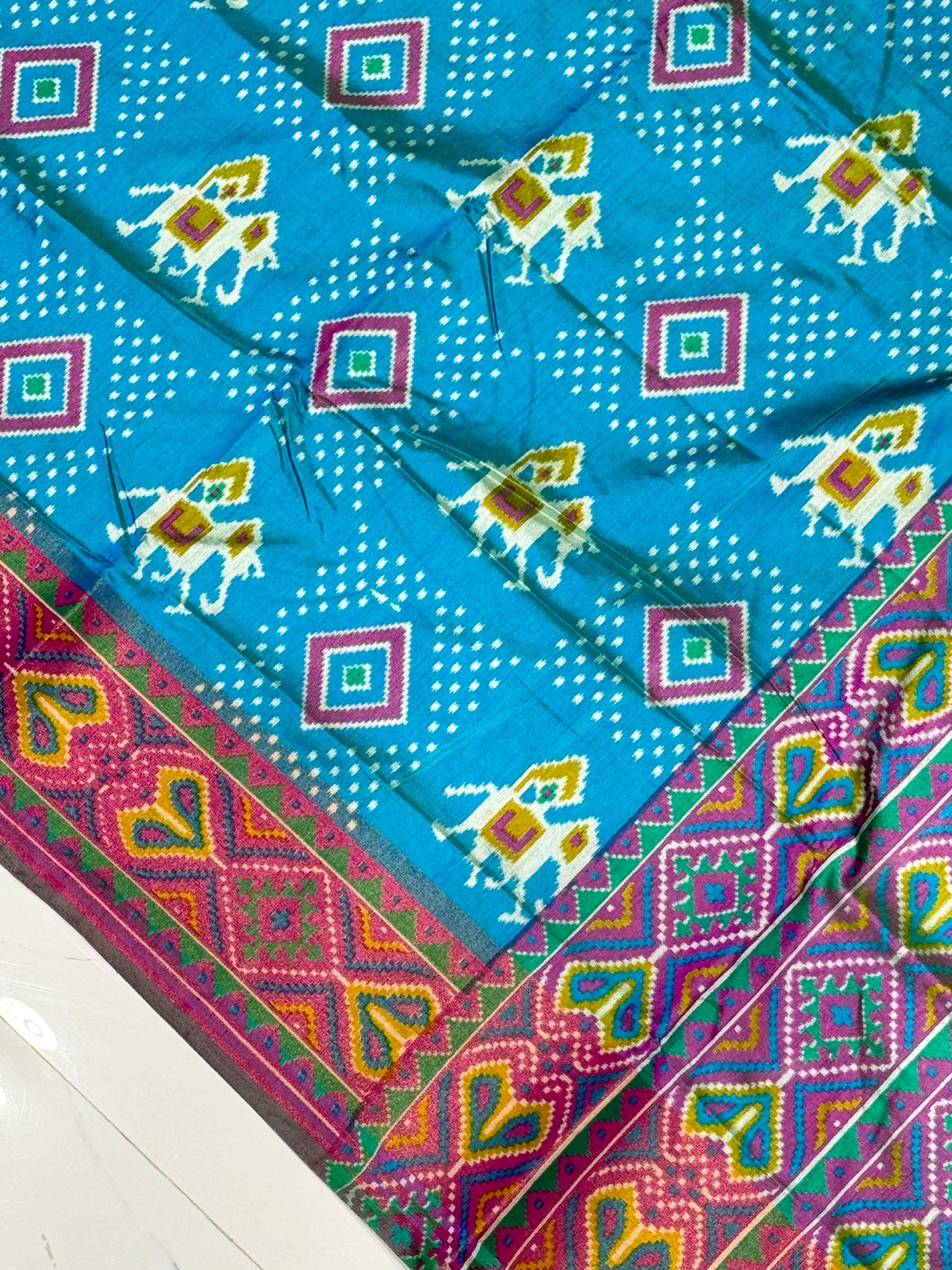 Vibrant Rama Pure Look Figure Patola Saree K2