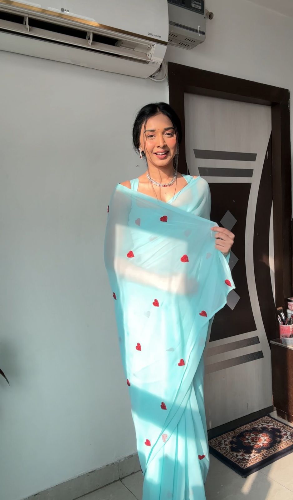 Surprising 1-Minute Ready To Wear Sky Georgette Saree