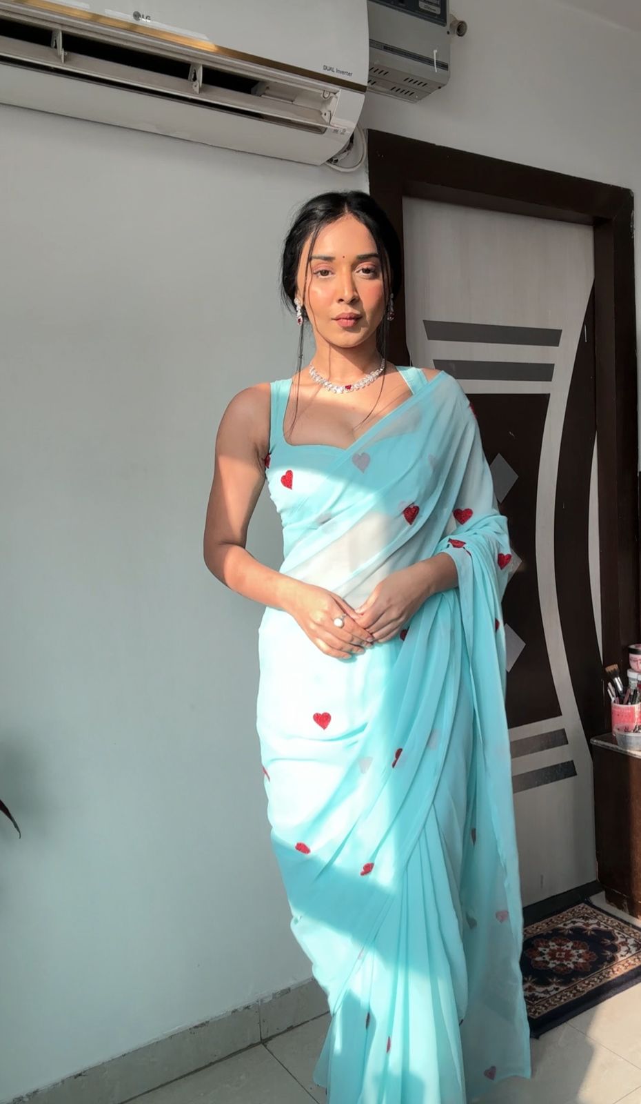 Surprising 1-Minute Ready To Wear Sky Georgette Saree