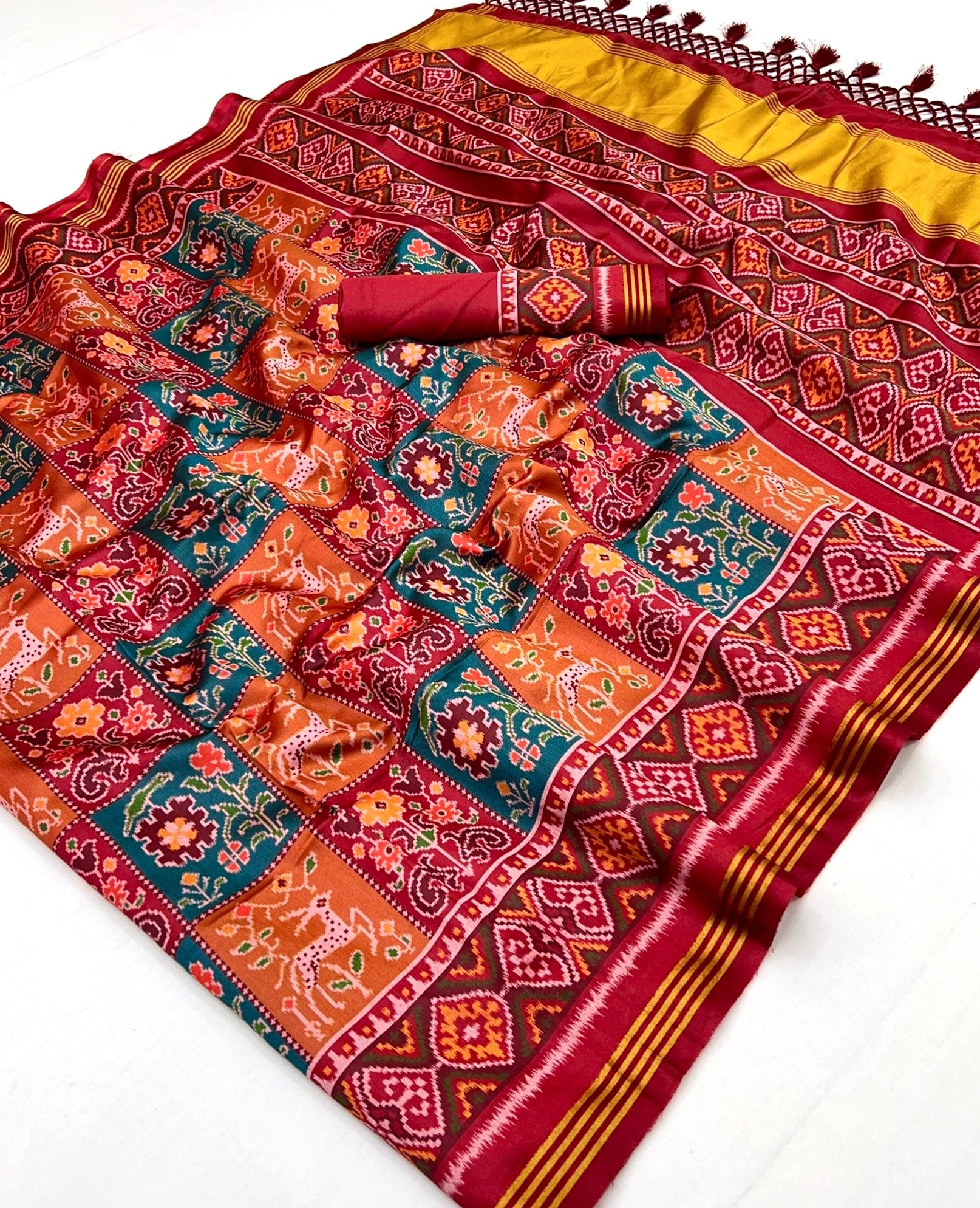 Rama With Maroon Border Handloom Patola Soft Silk Saree