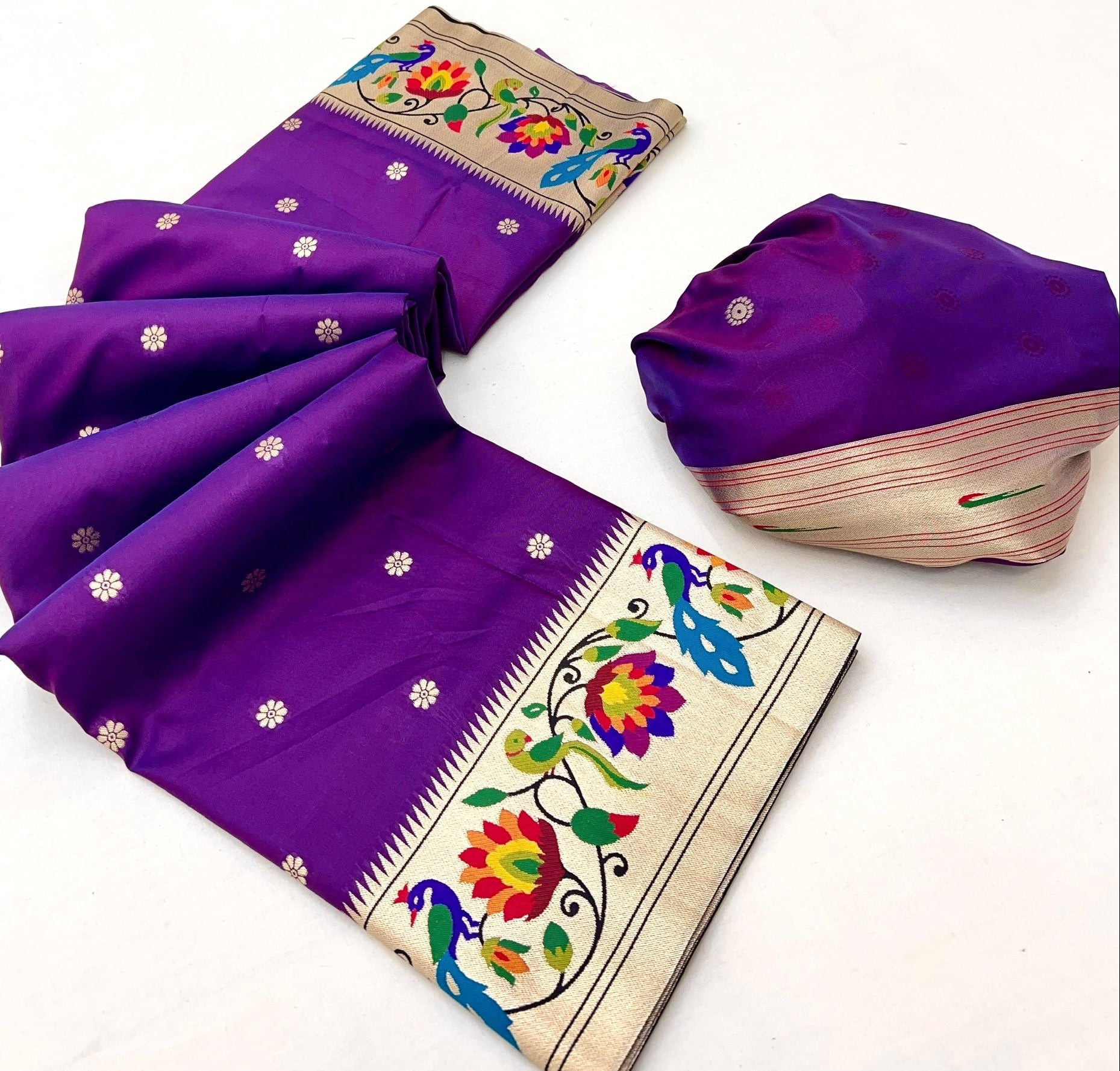 Blissful Purple Paithani Silk Saree With Desirable Blouse Piece