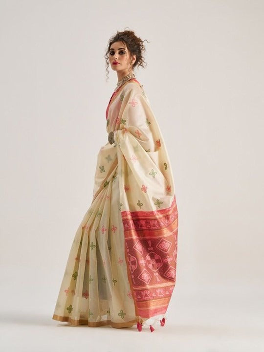 Butter Cream Patola Handloom Saree With Fancy Blouse