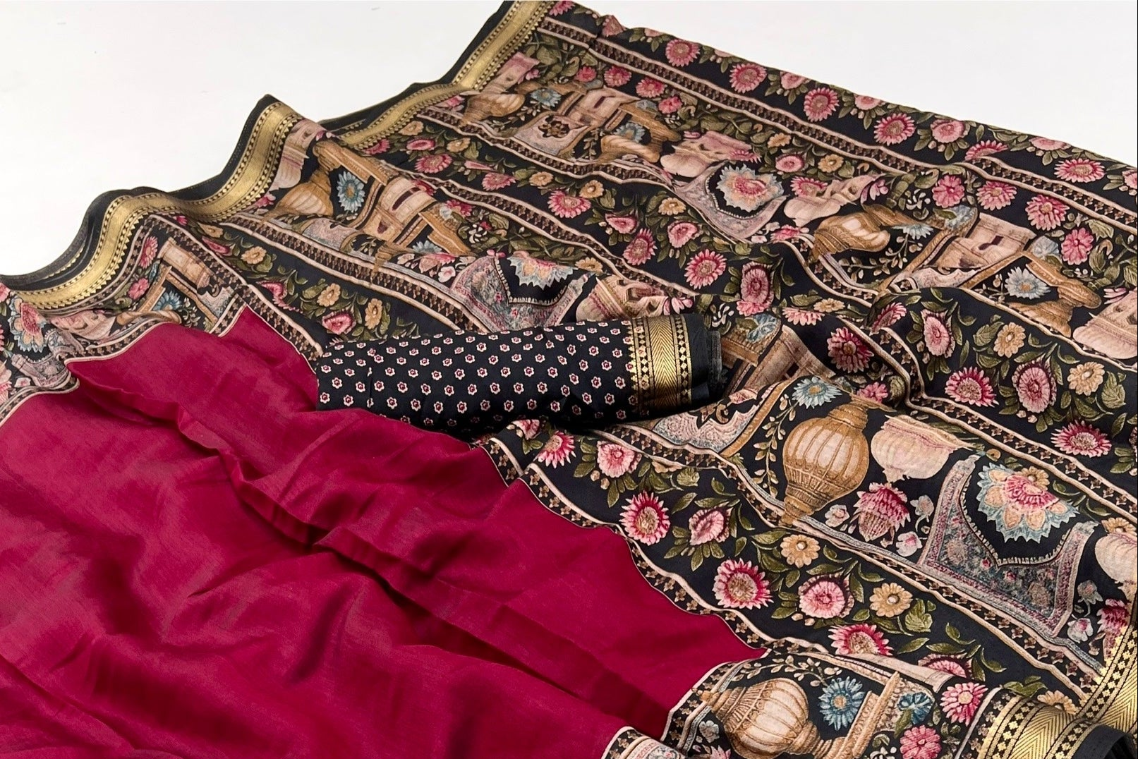 Felicitous Maroon Mul Mul Cotton Soft Saree With Blouse