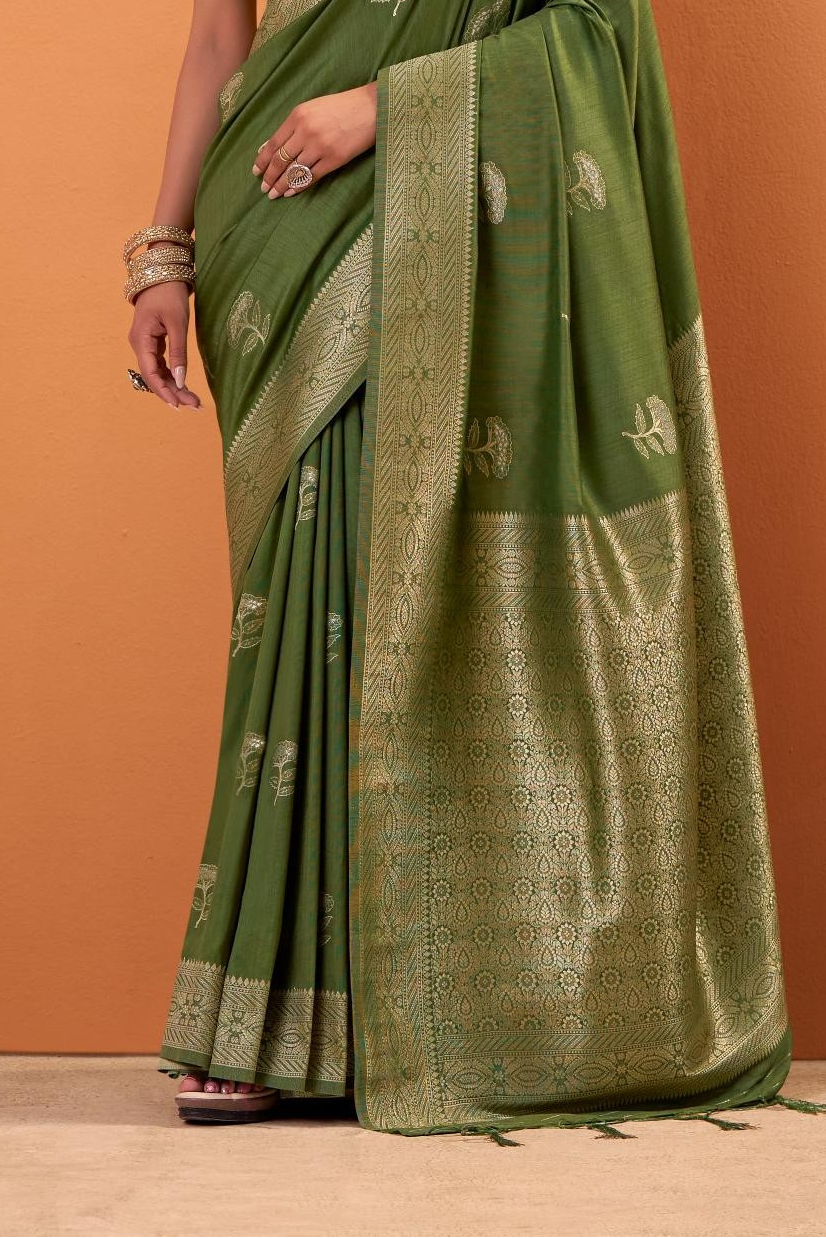 Kelly Green Tussar Soft Silk Saree With Amazing Blouse piece