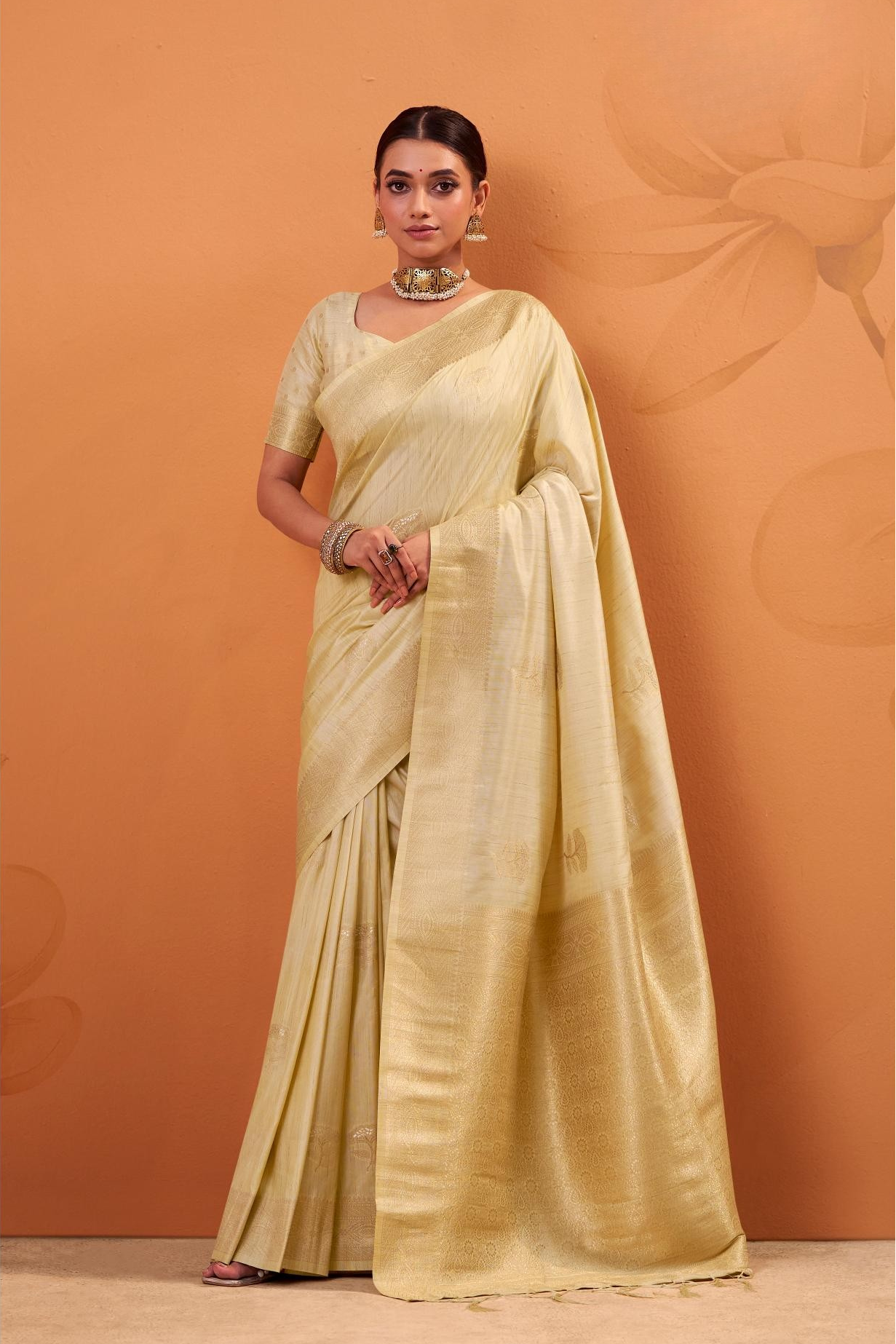 Lissome Cream Tussar Soft Silk Saree With Amazing Blouse piece