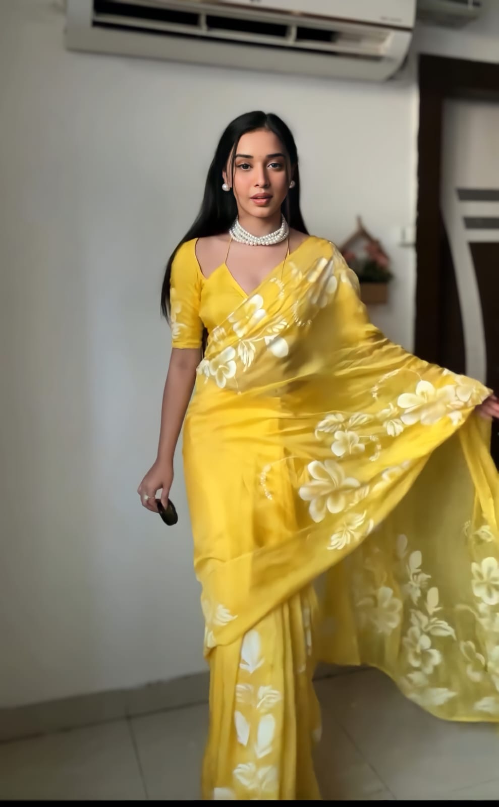 Brilliant 1-Minute Ready To Wear Yellow Georgette Saree