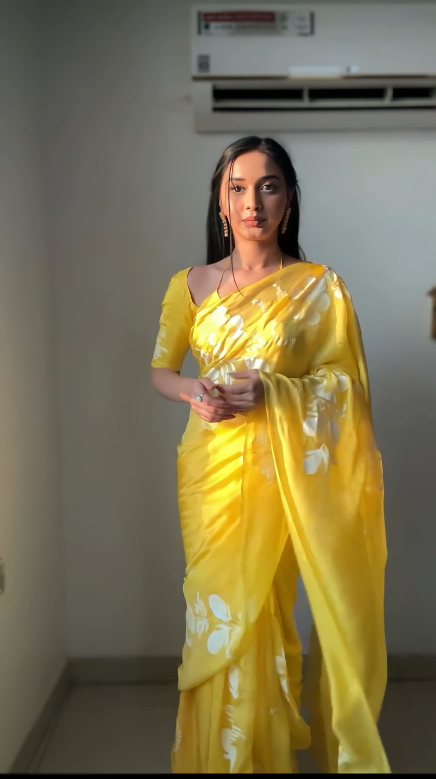 Brilliant 1-Minute Ready To Wear Yellow Georgette Saree