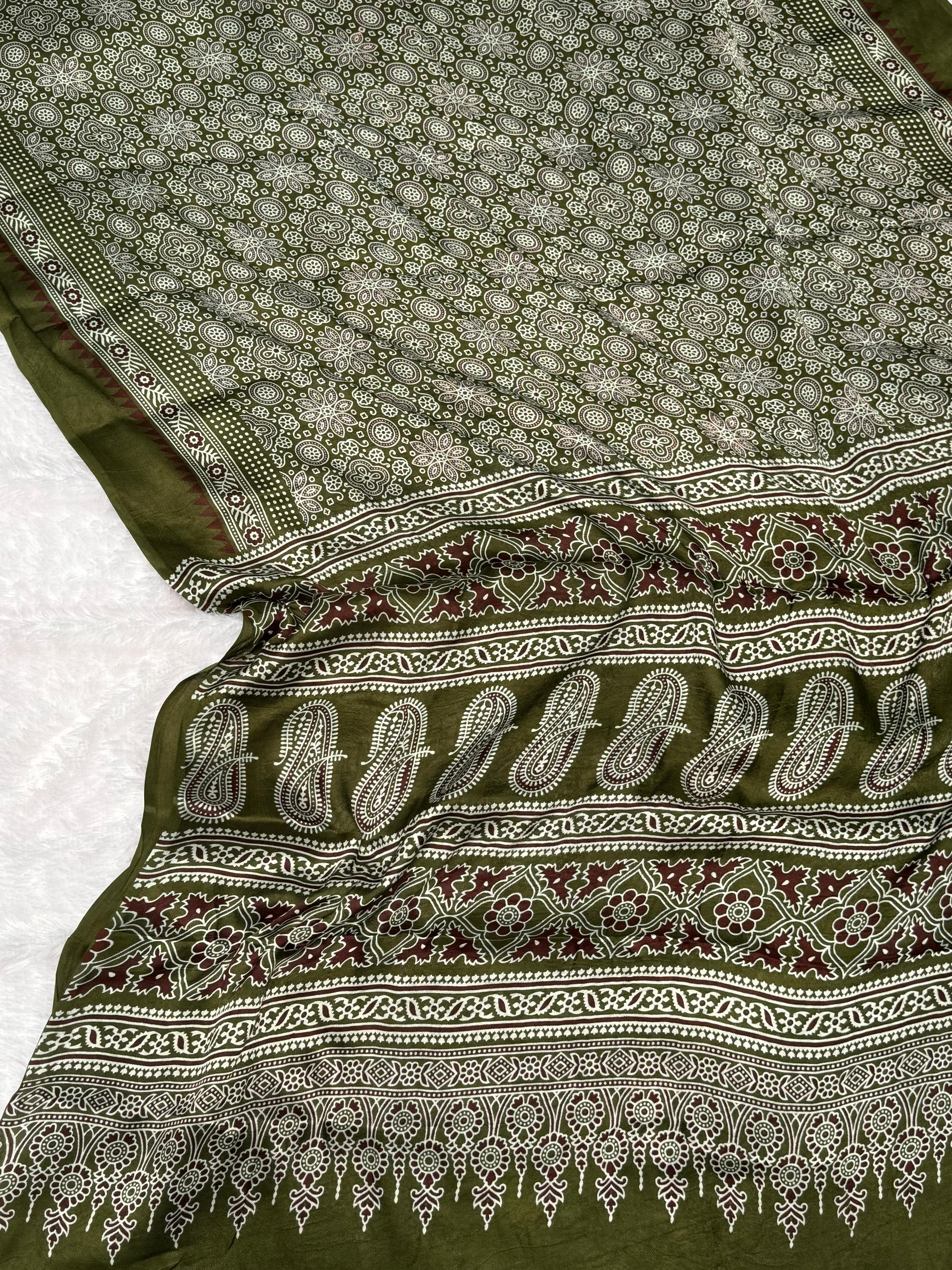 Green Ajrakh Hand Block Modal Silk Saree With Fancy Ajrakh Pallu - 2