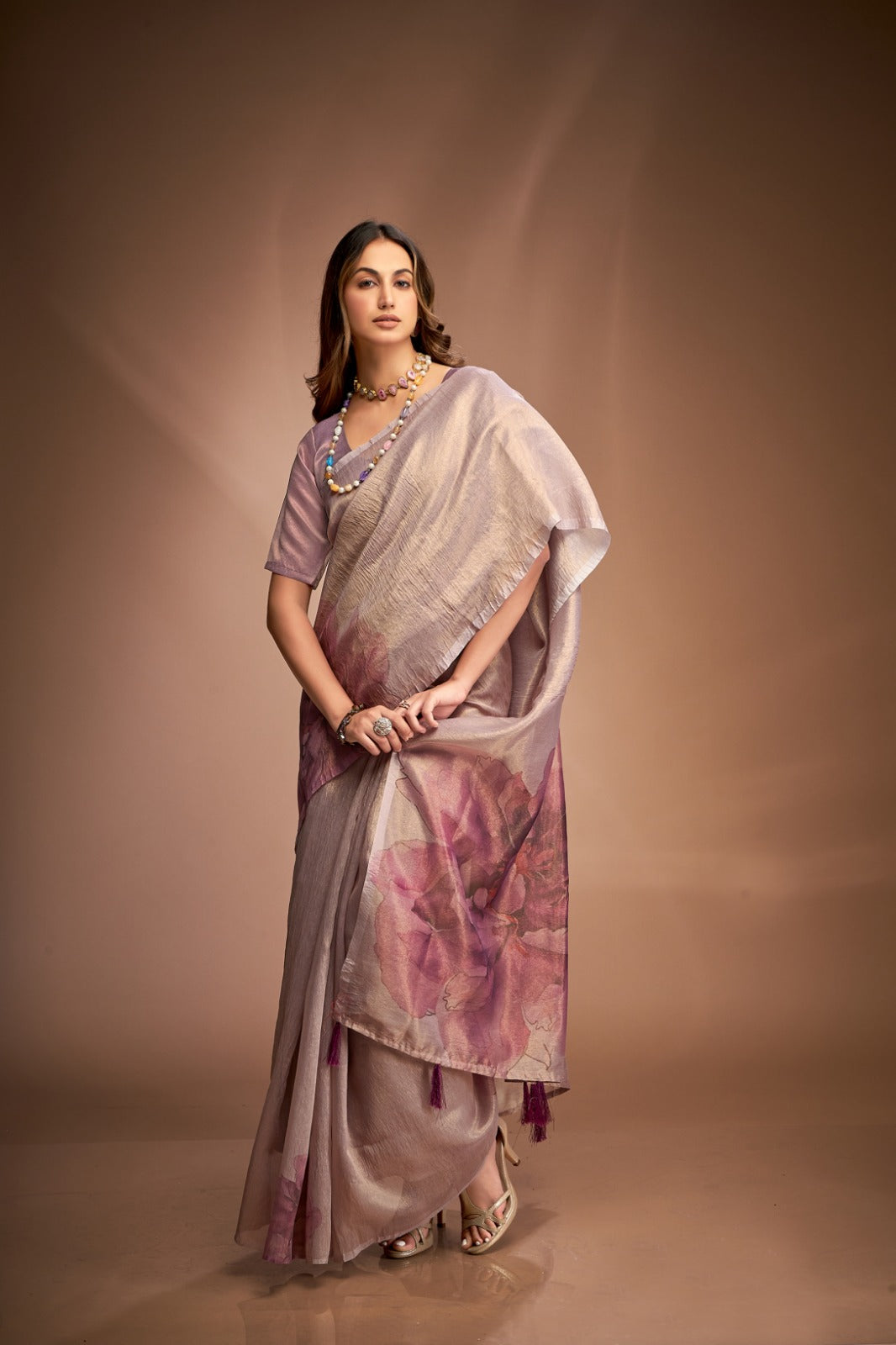 Phenomenal Wine Crushed Tissue Saree