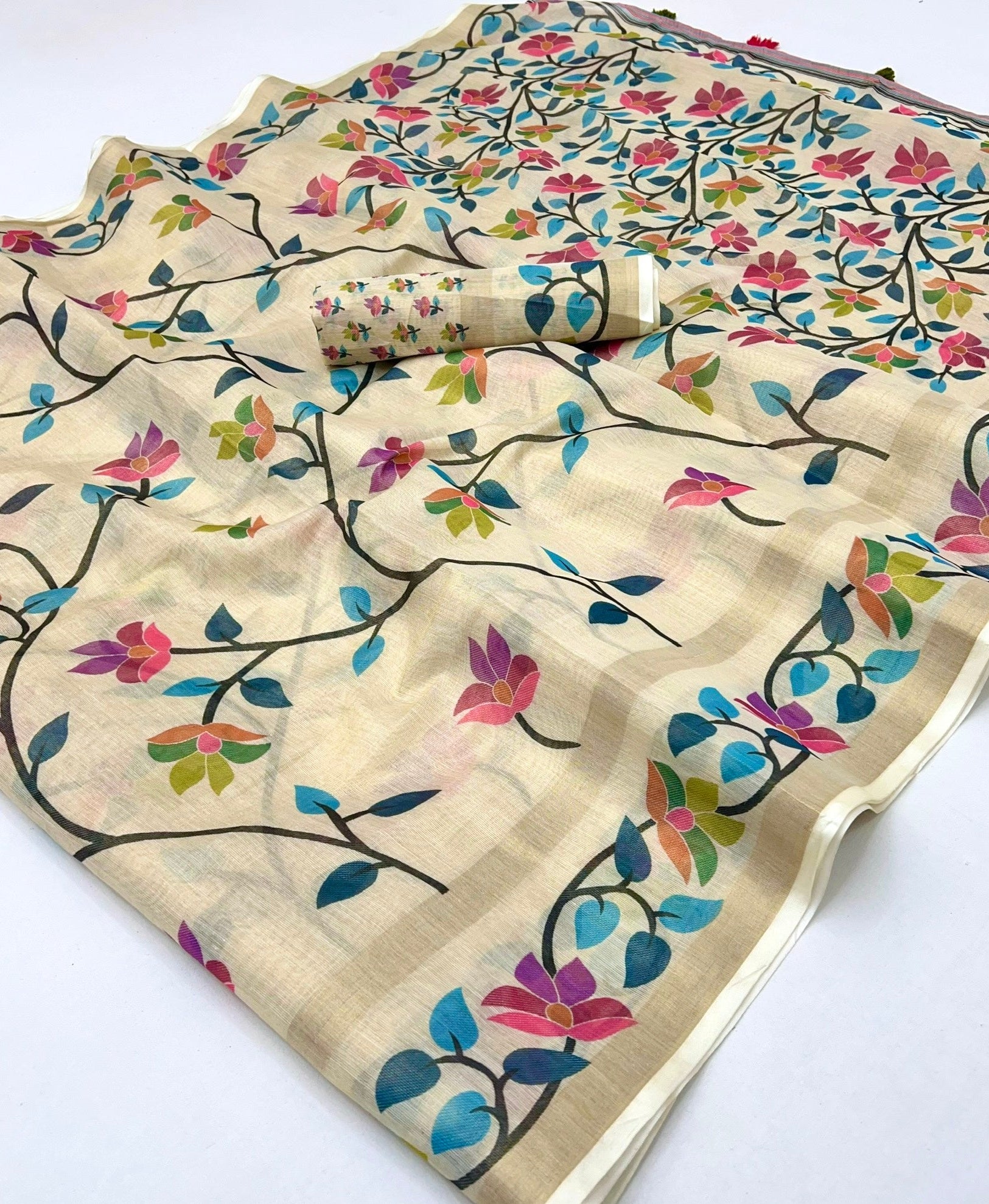 Vanilla White Digital Printed Linen Soft Saree Blouse Piece