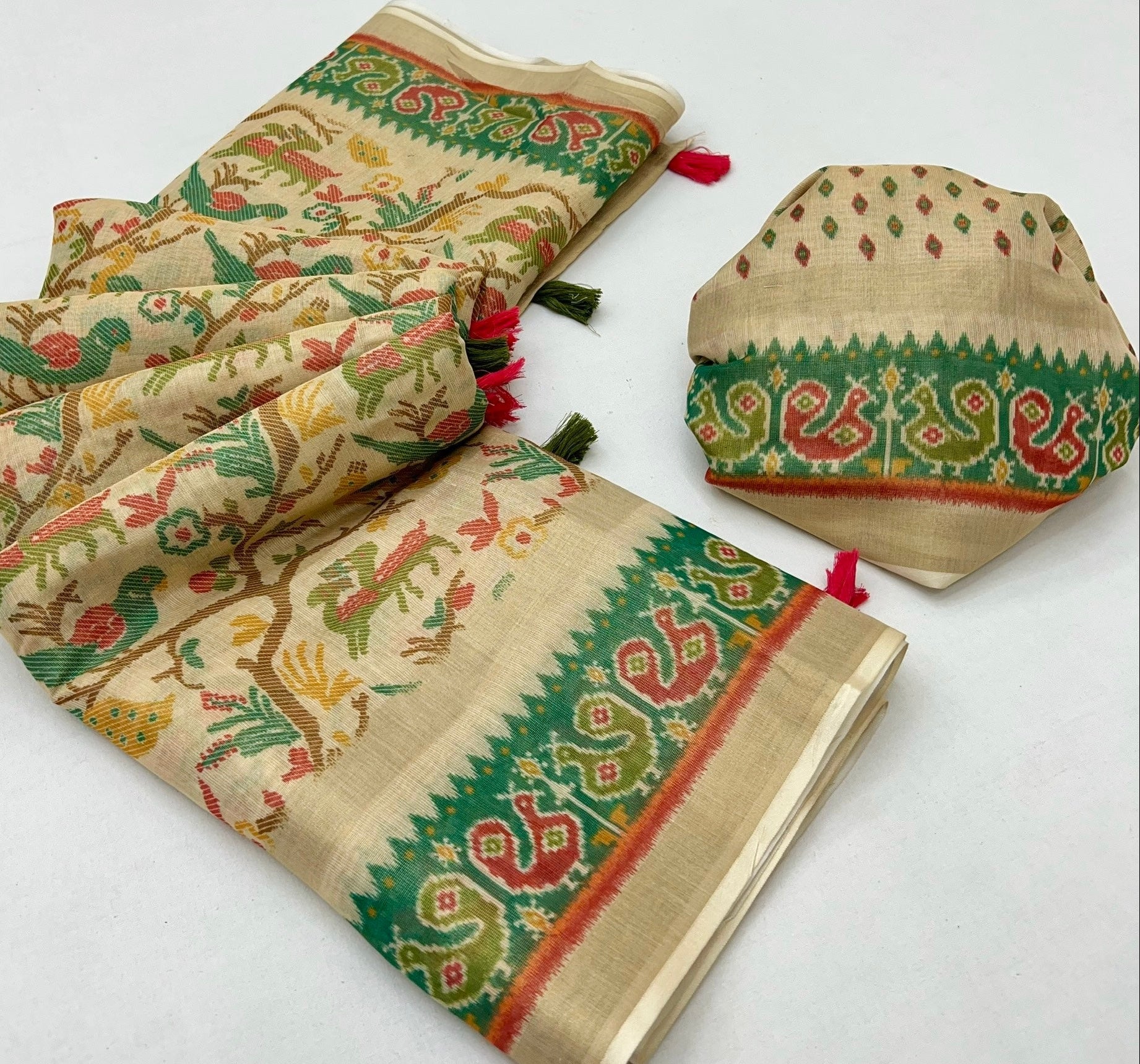 Cream With Green Digital Printed Linen Soft Saree Blouse Piece