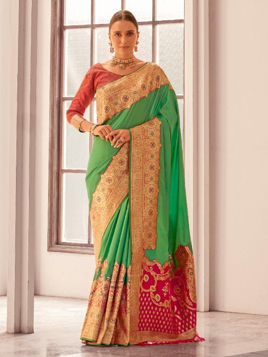 Forest Green Shade Silk Woven Zari Work Broad Border Saree
