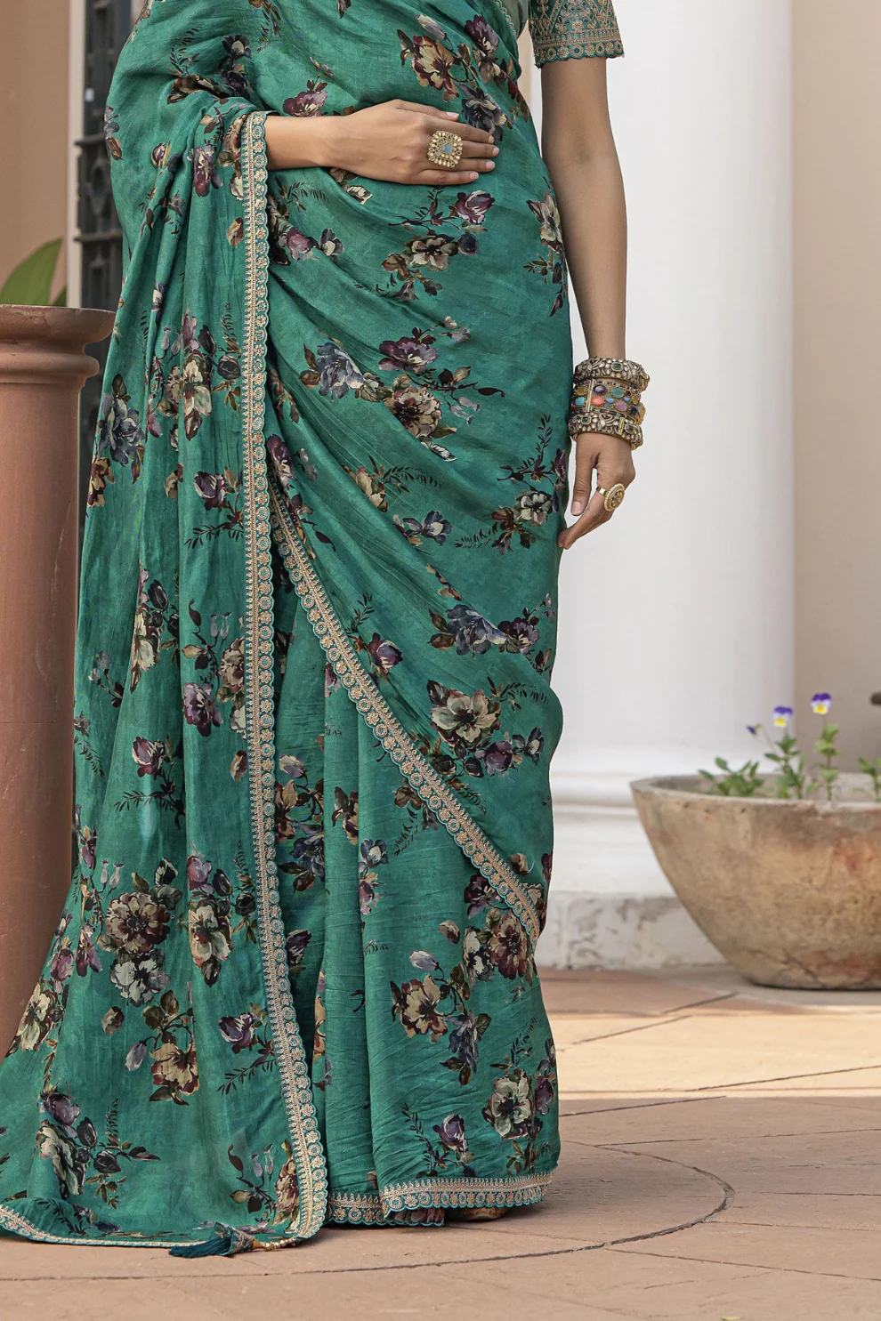 Harlequin Green Pure Viscose Dola Silk Saree with Floral Print