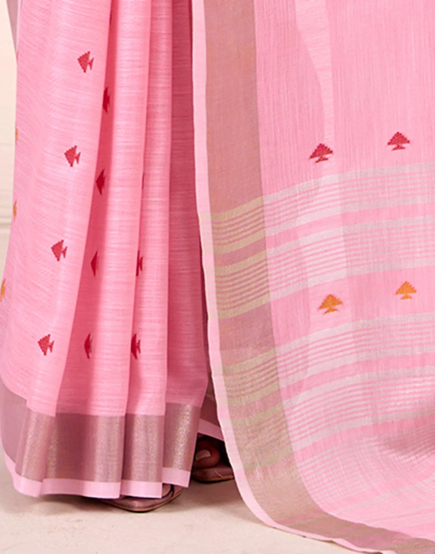 Light Pink Handloom Woven Linen Soft Silk Saree