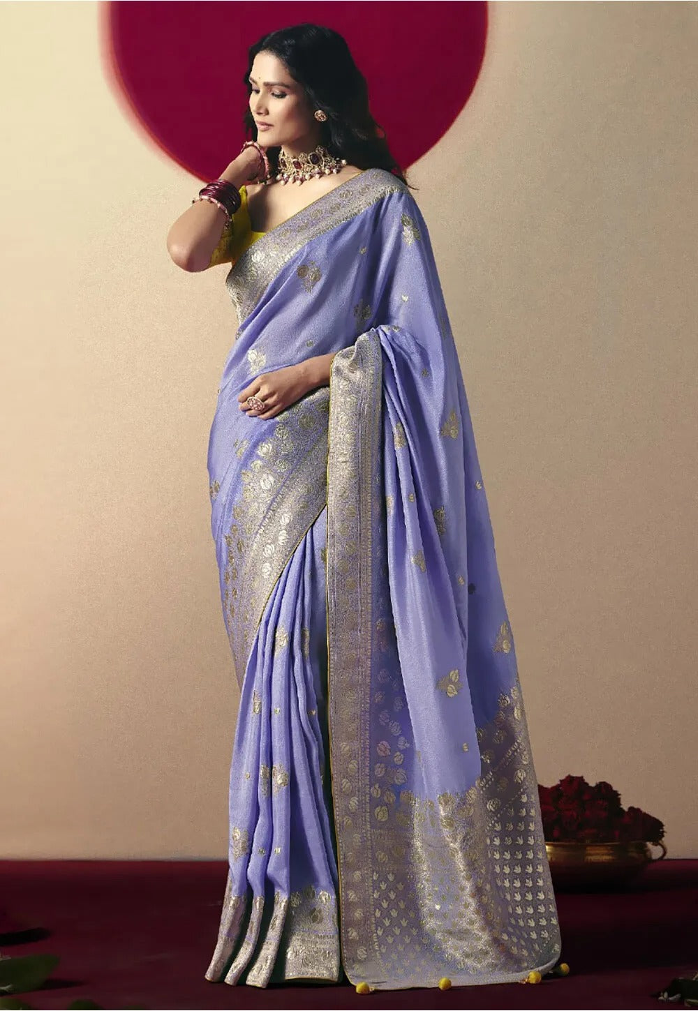 Lanvender Purple Viscous Dola Silk Zari Weaving With Tassels