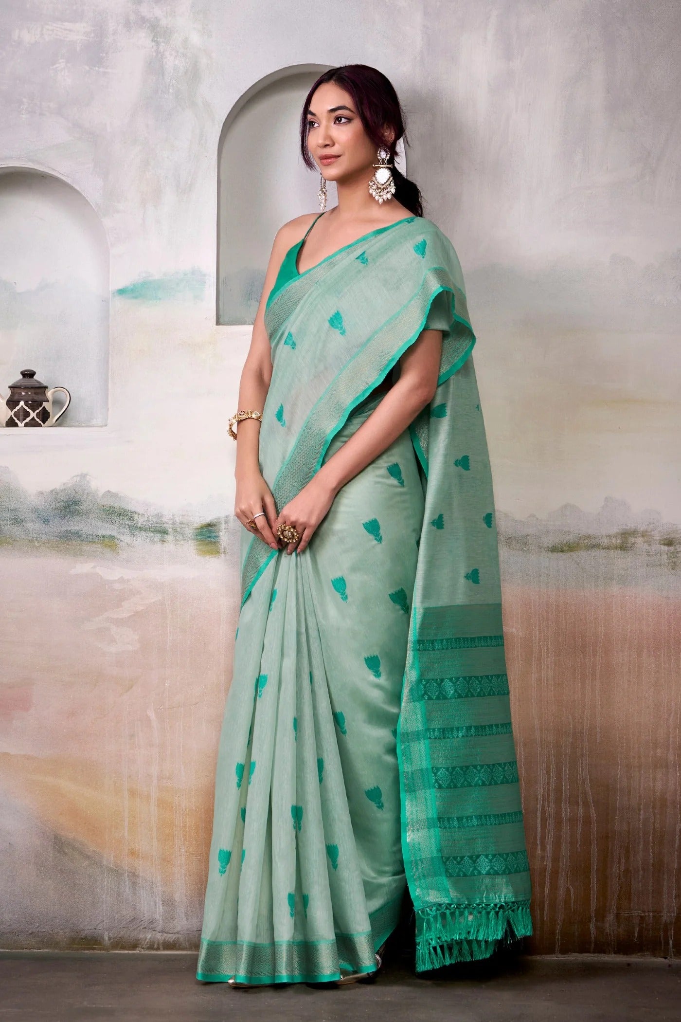 Artichoke Green Woven Design Zari Pure Cotton Saree With Blouse