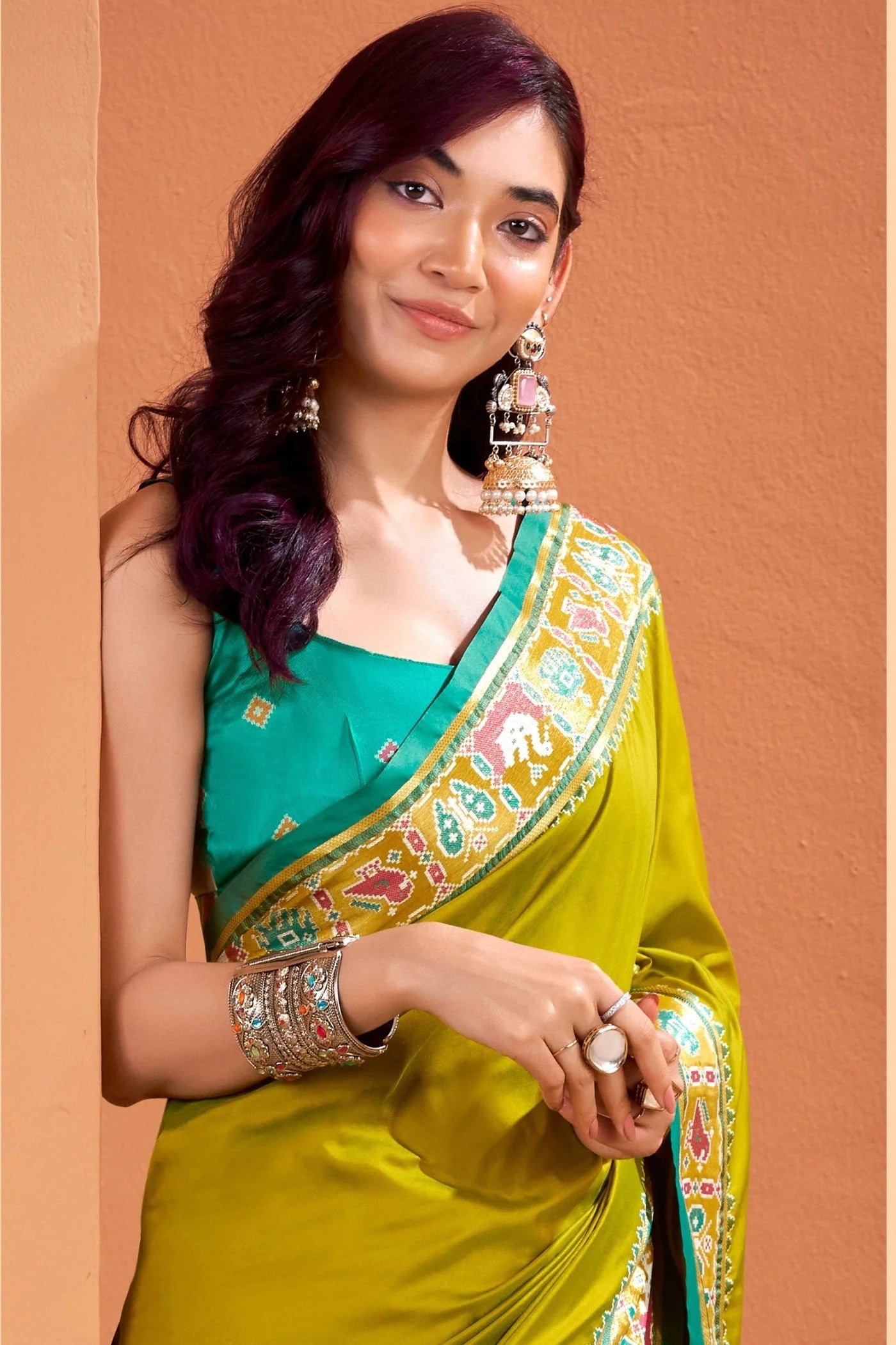 Pear Parrot Woven Banarasi Patola Soft Silk Saree